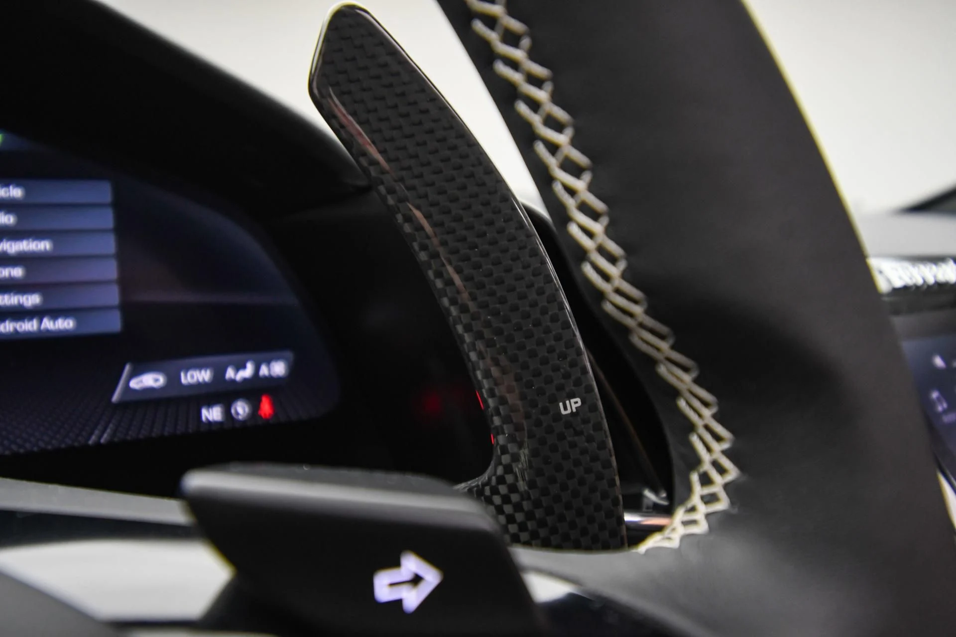 mph041_113882800_Used_2025_Ferrari_Roma_Spider_1755677537_e9afdf9078