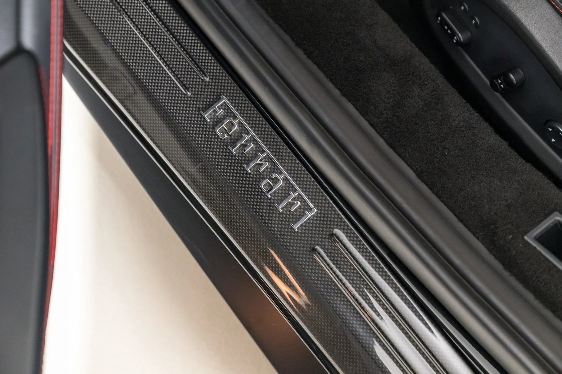 mph041_120537679_ffe7ae24179c4ff3bb5d5165addd6bb1_054681ed43