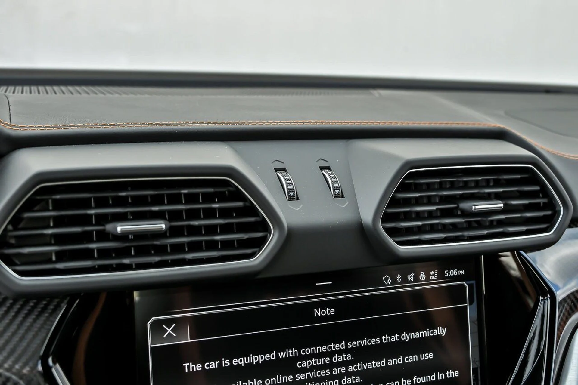 mph041_1210192287_8d03d59c729e46a0ceacf6b489ea3dadx_a7d809c011