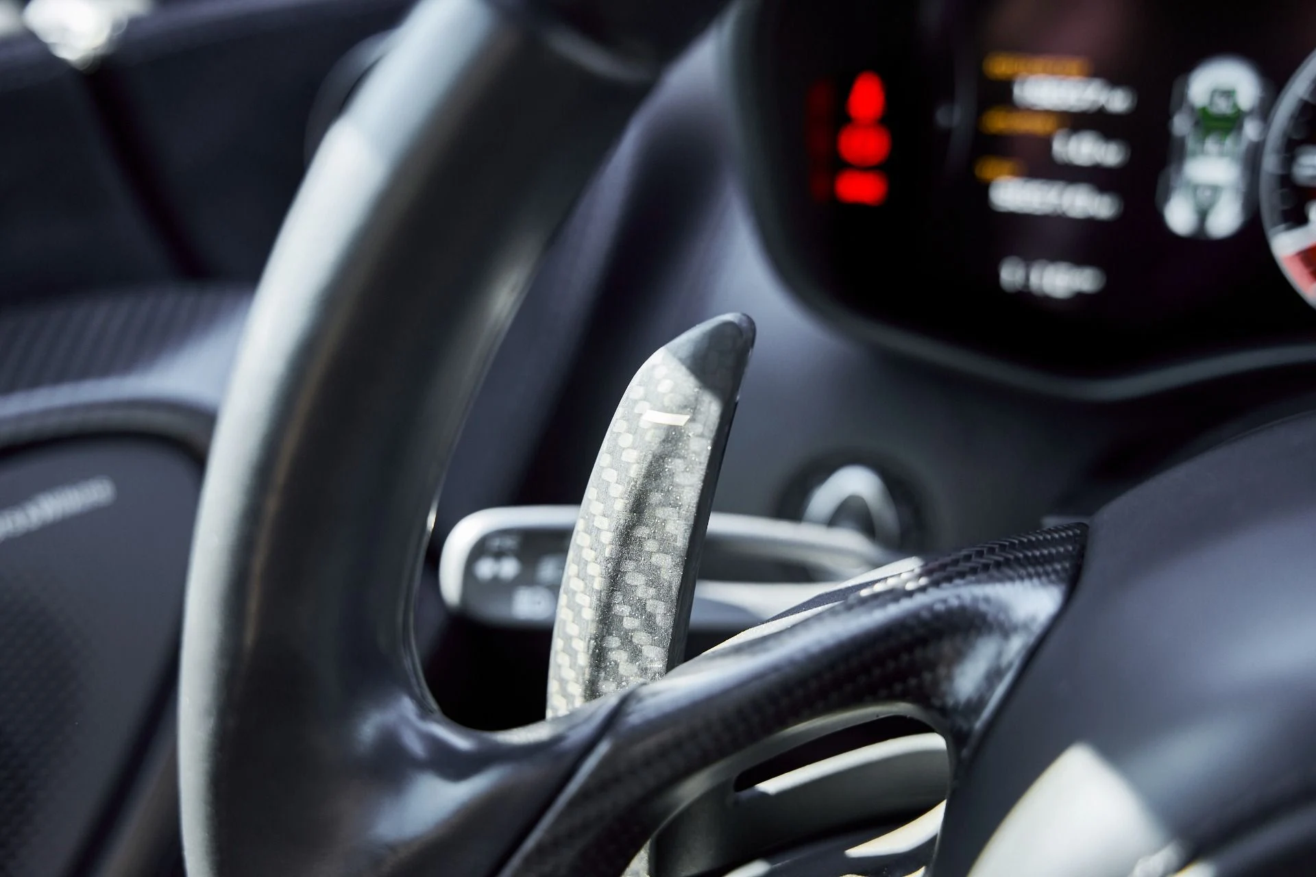 mph041_1212390845_Used_2019_Mc_Laren_600_LT_Base_1770430656_595f536486