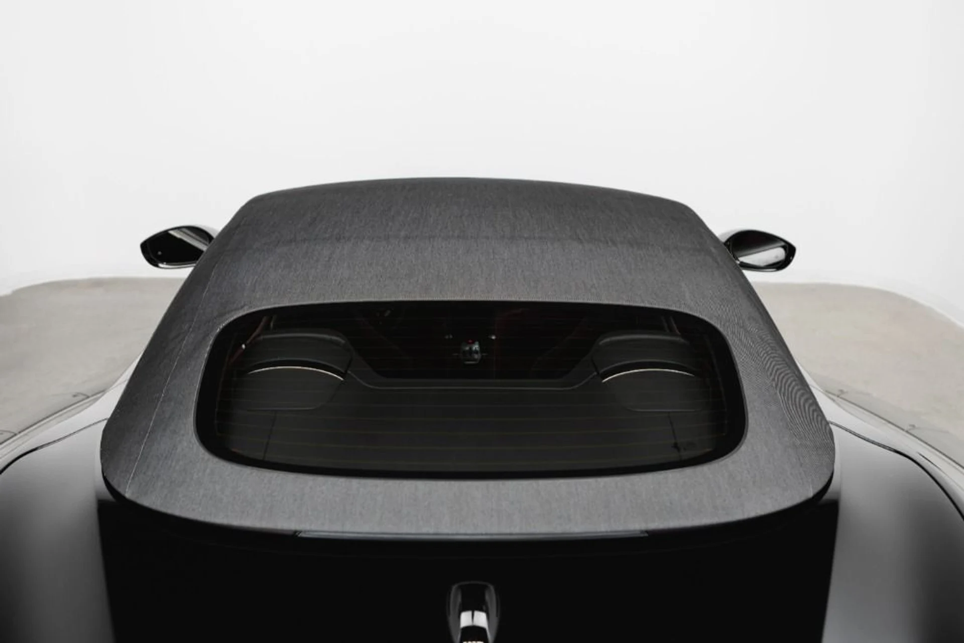 mph041_1214031822_Used_2024_Ferrari_Roma_Spider_73716e27ff