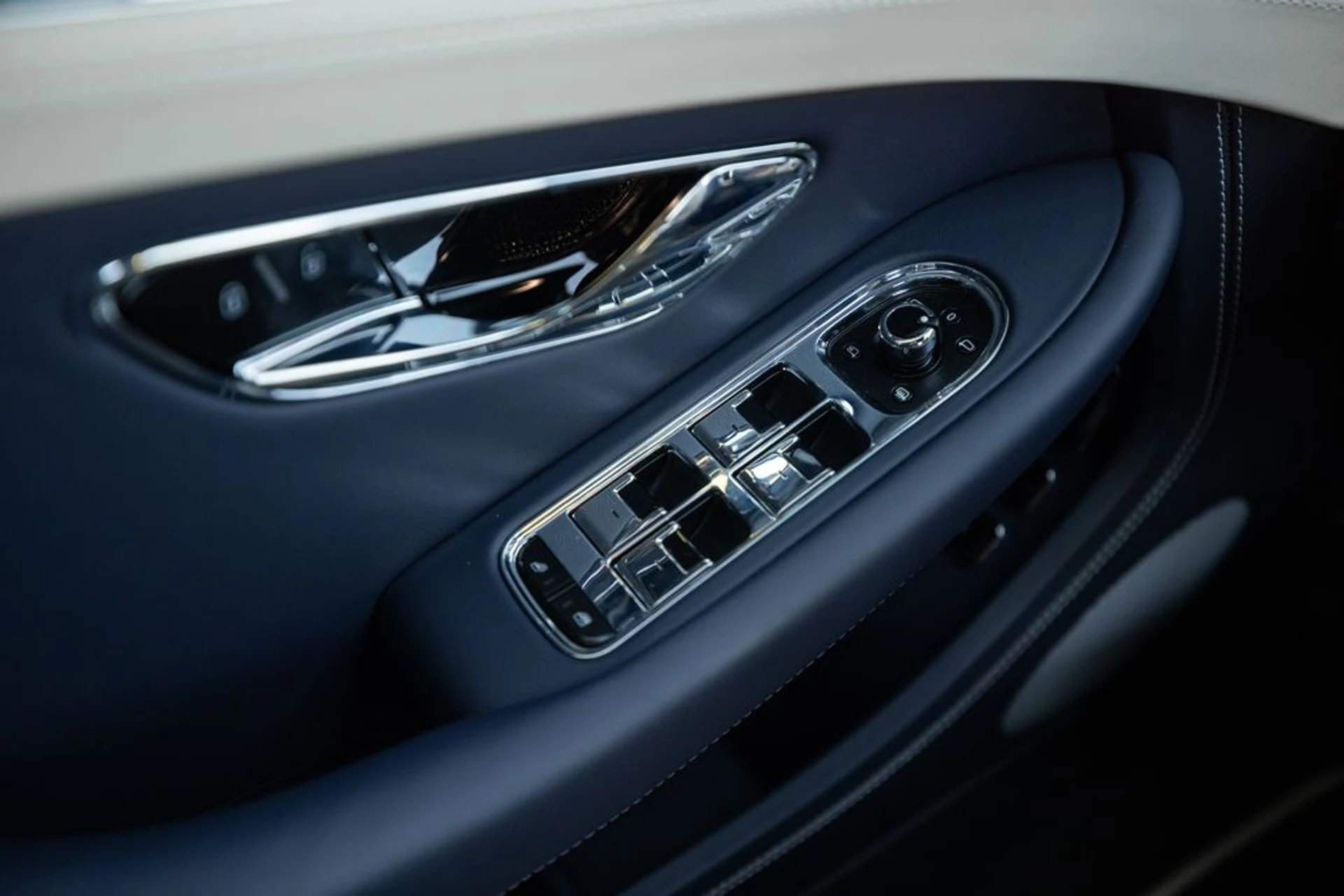 mph041_1214706832_3eb04ad409a1210d01055a17b158c218x_da55d933ee