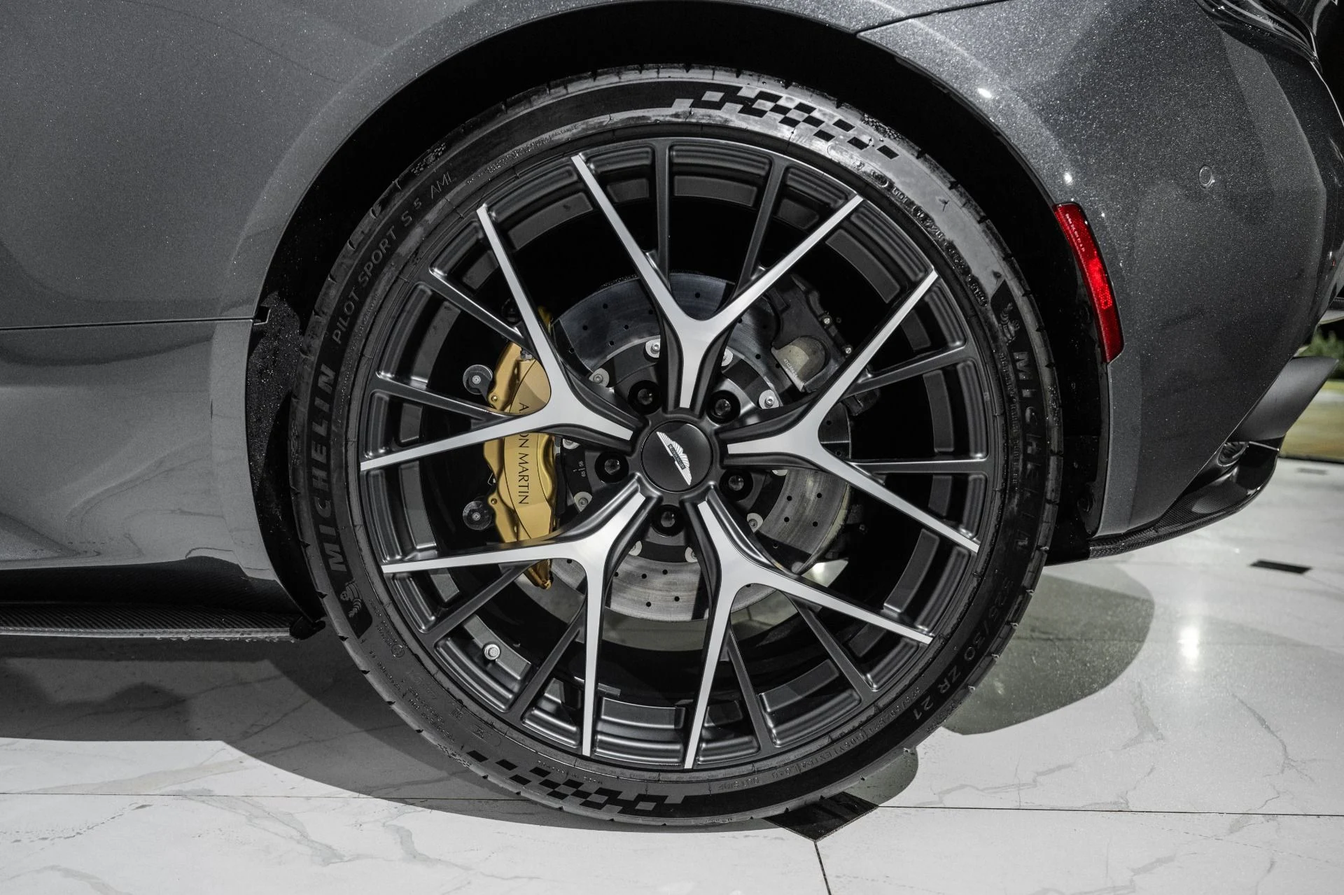 mph041_1228698436_Used_2024_Aston_Martin_DB_12_Coupe_1761150102_7a2859d0d1