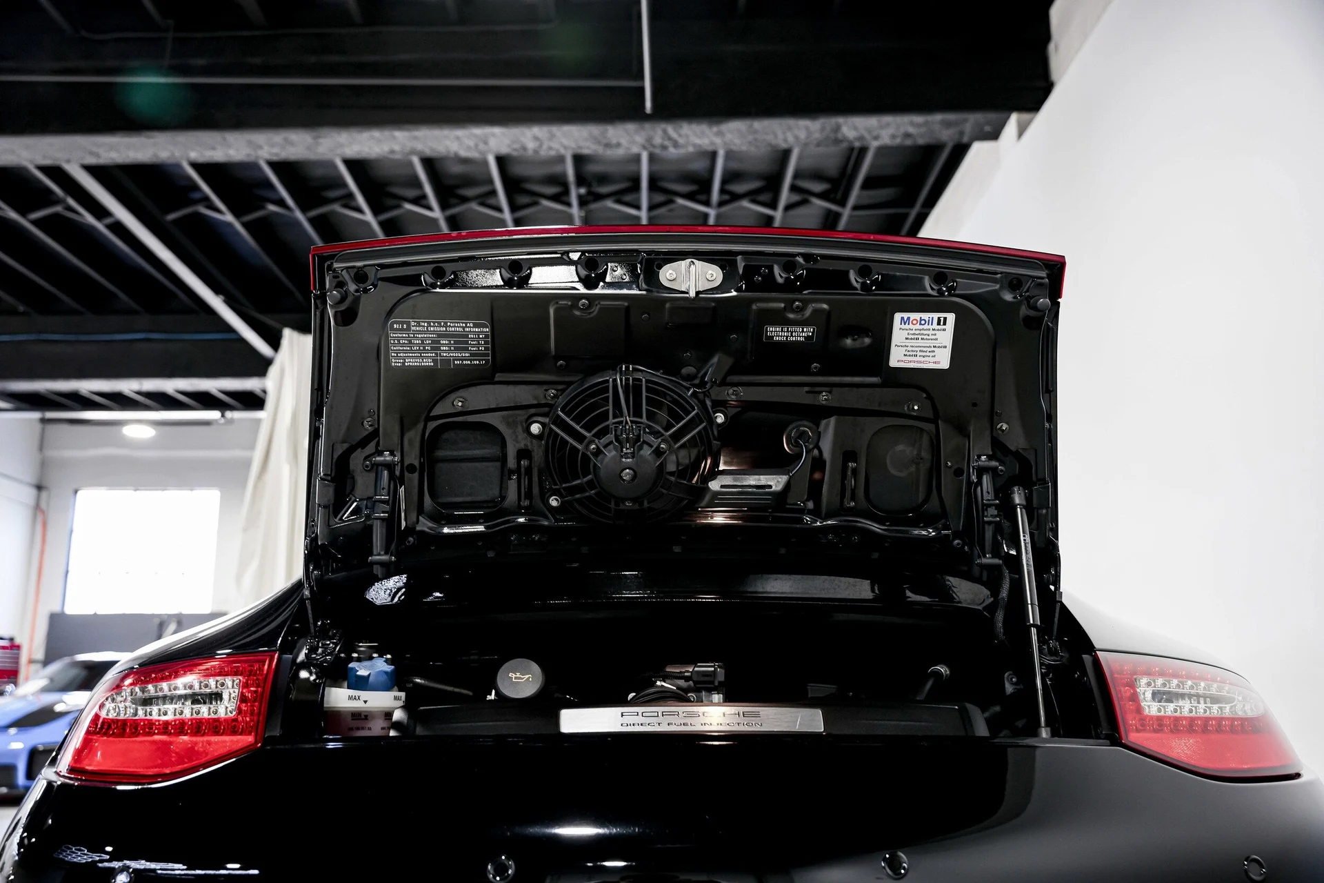 mph041_1229951867_0453dee1b38c38167eabdd9aec642e6ax_f0b31f095b