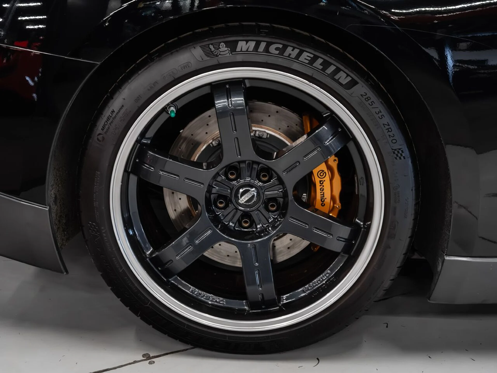 mph041_1238089658_nissan_gt_r_2009_a93ce3ff8e