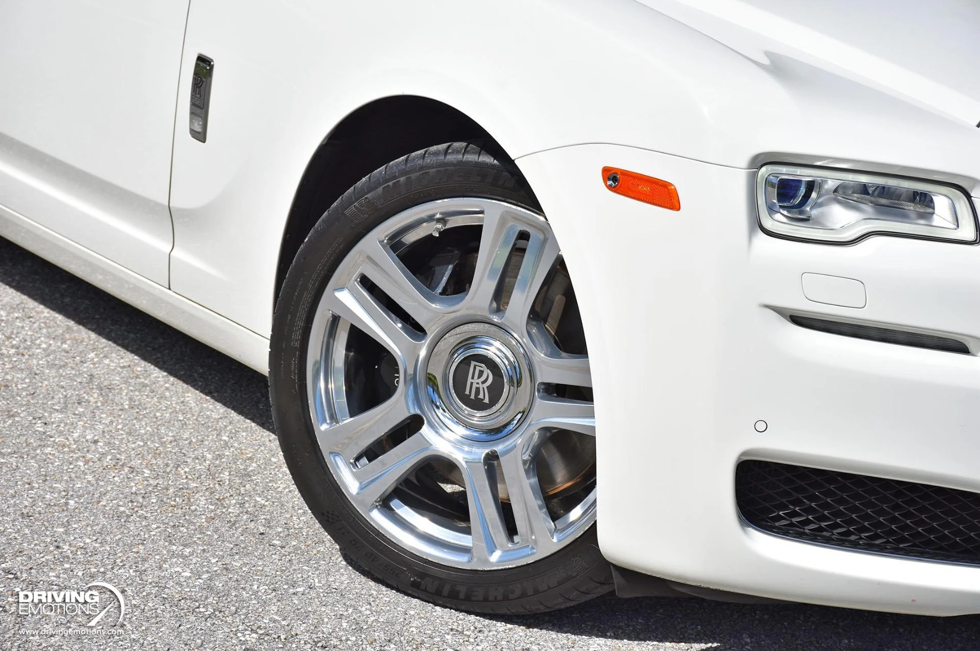 mph041_1258573014_872_p42_l_07ded22763