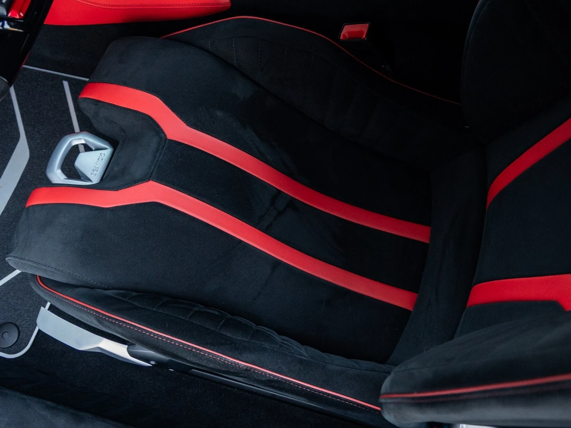 mph041_1260949993_42_f2bd640407