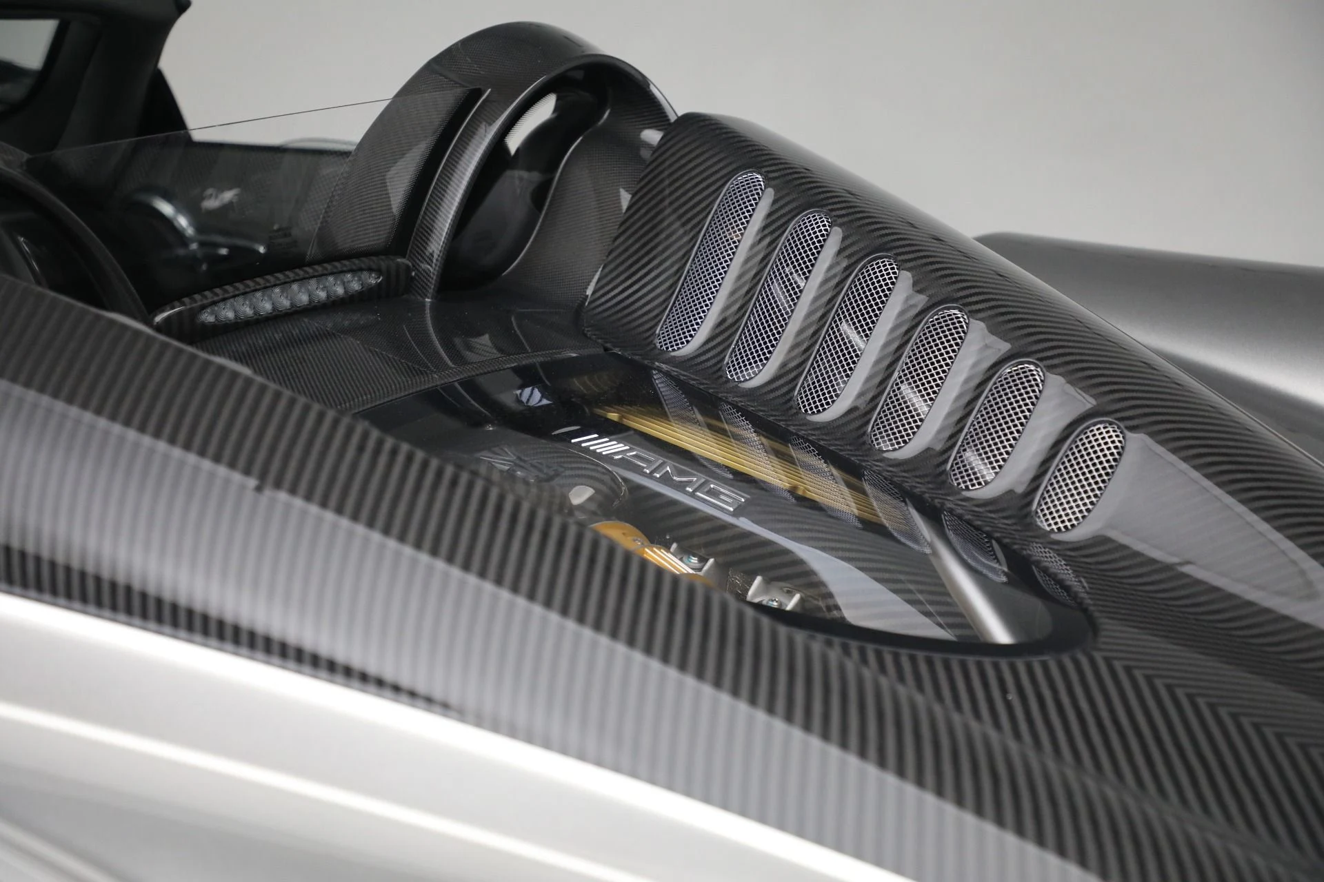 mph041_126183118_Used_2017_Pagani_Huayra_Roadster_1769208152_da90958a03