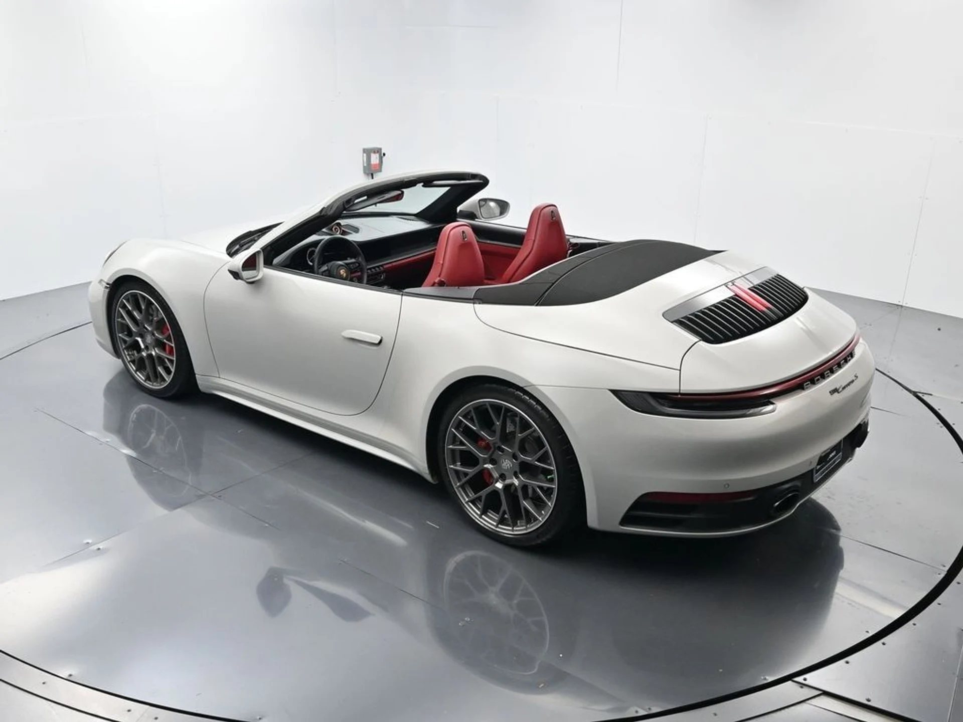 mph041_1270570642_51de494e876543c20e46970ef09aa19e_111e9cecc7