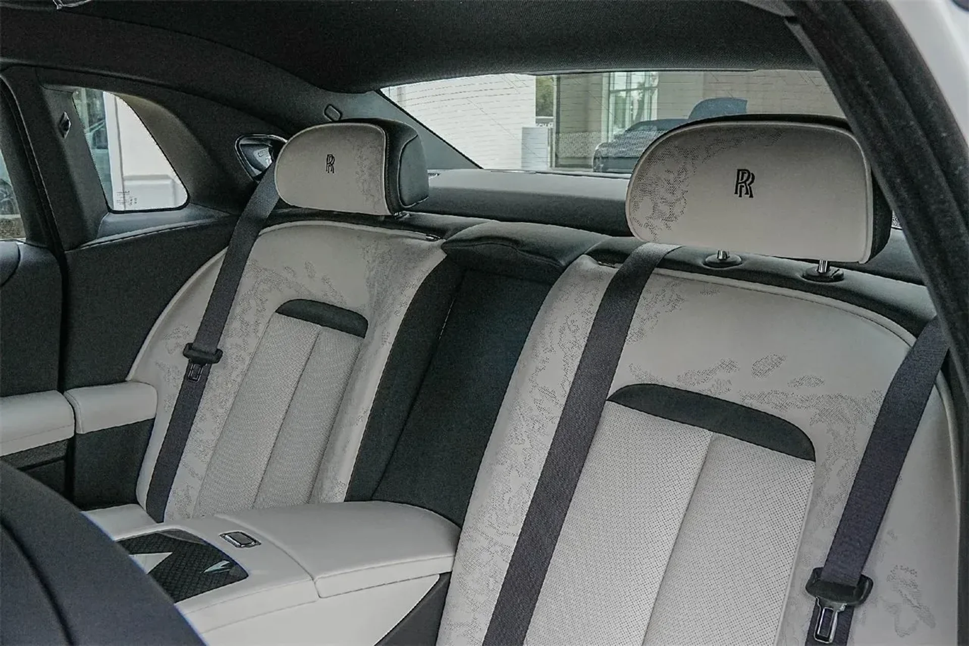 mph041_1286094418_2422c1a110ec425b95d1cd5f59b32f45_6a18470225