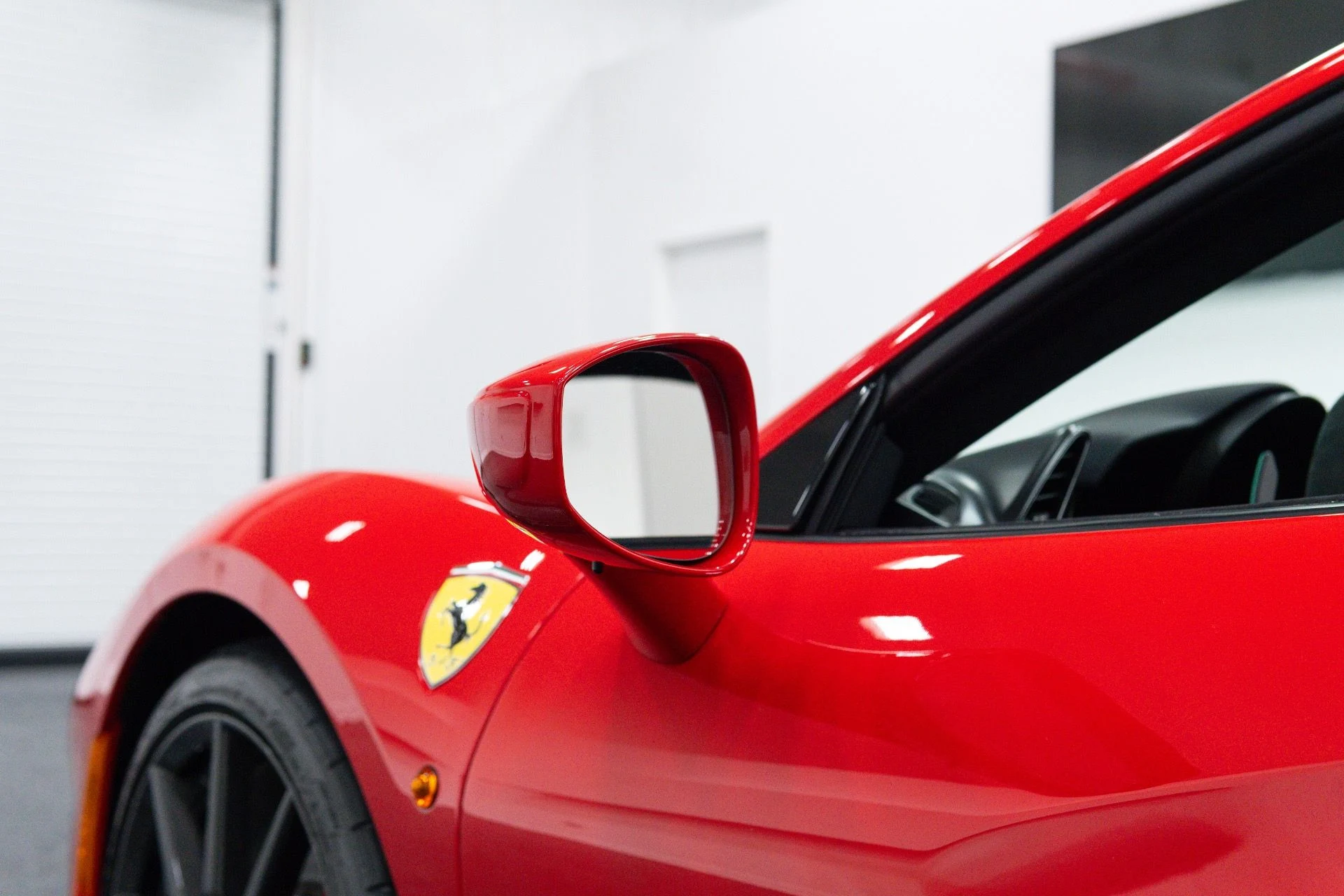 mph041_1297836209_Used_2020_Ferrari_488_Pista_1788470814_6b45d49e1c