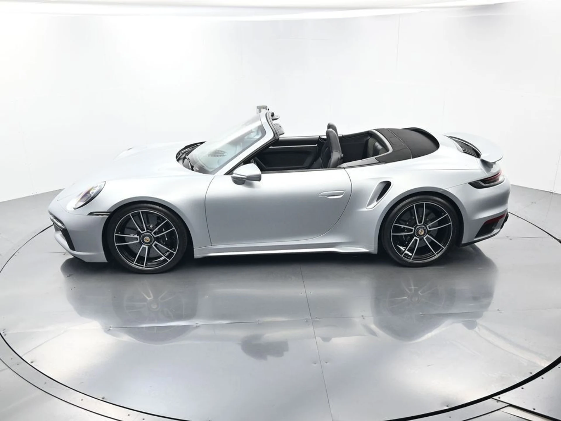 mph041_1317381638_2ea04ca04d2ed73306650bde76aa370b_c0a12cc7aa