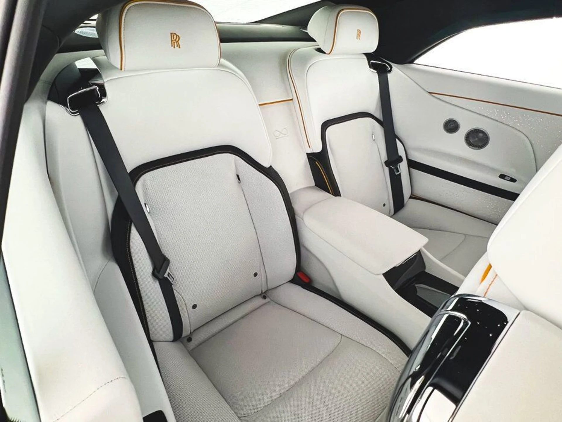 mph041_1317651602_52df95b020443f7e745555bb39eef975x_75e2af5467