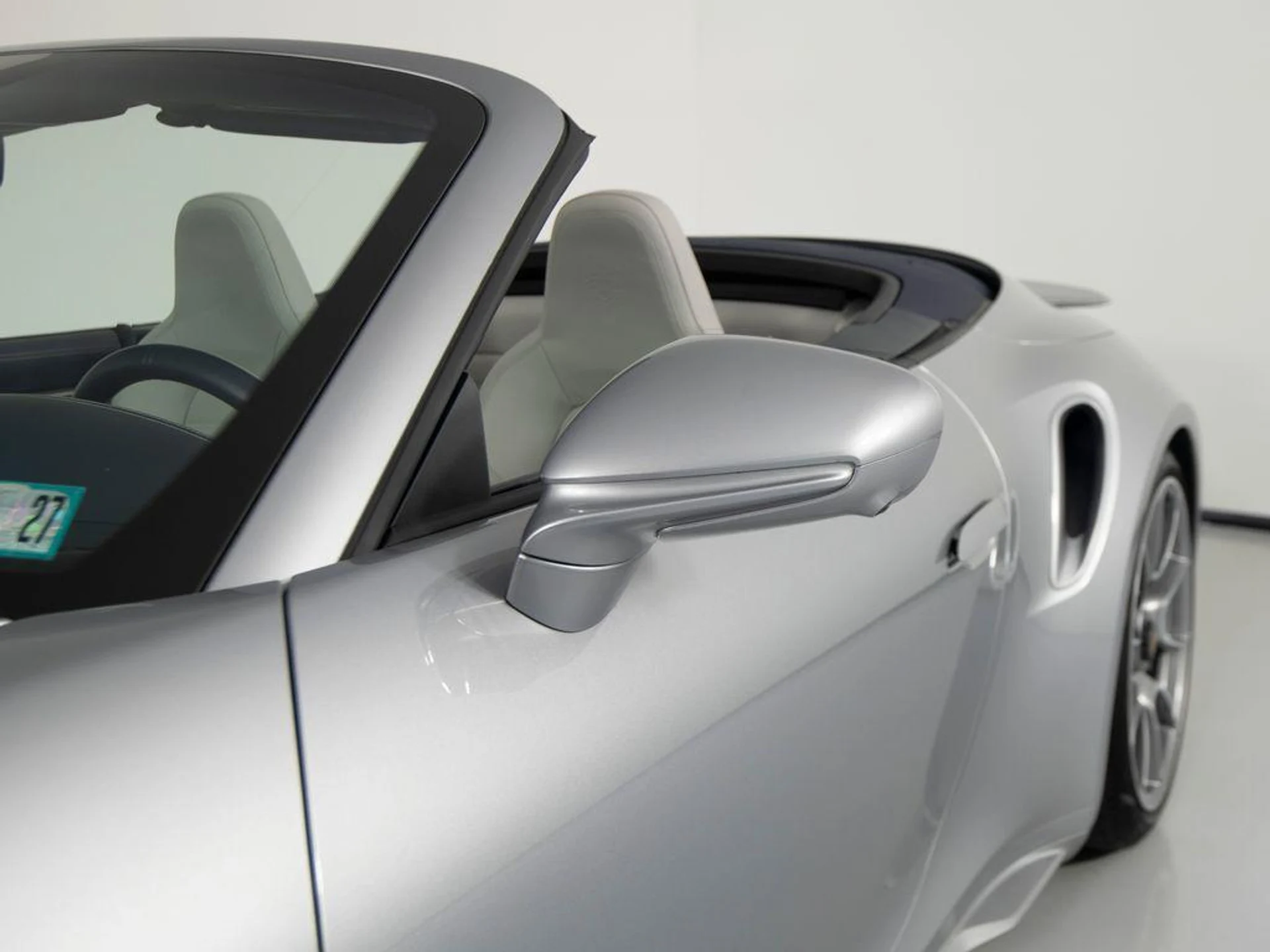 mph041_1329941401_Pz7b_Ou_d_Ci_Dgm8_Y8_I_Lo_G_Eqe_Ocac_70e6272375