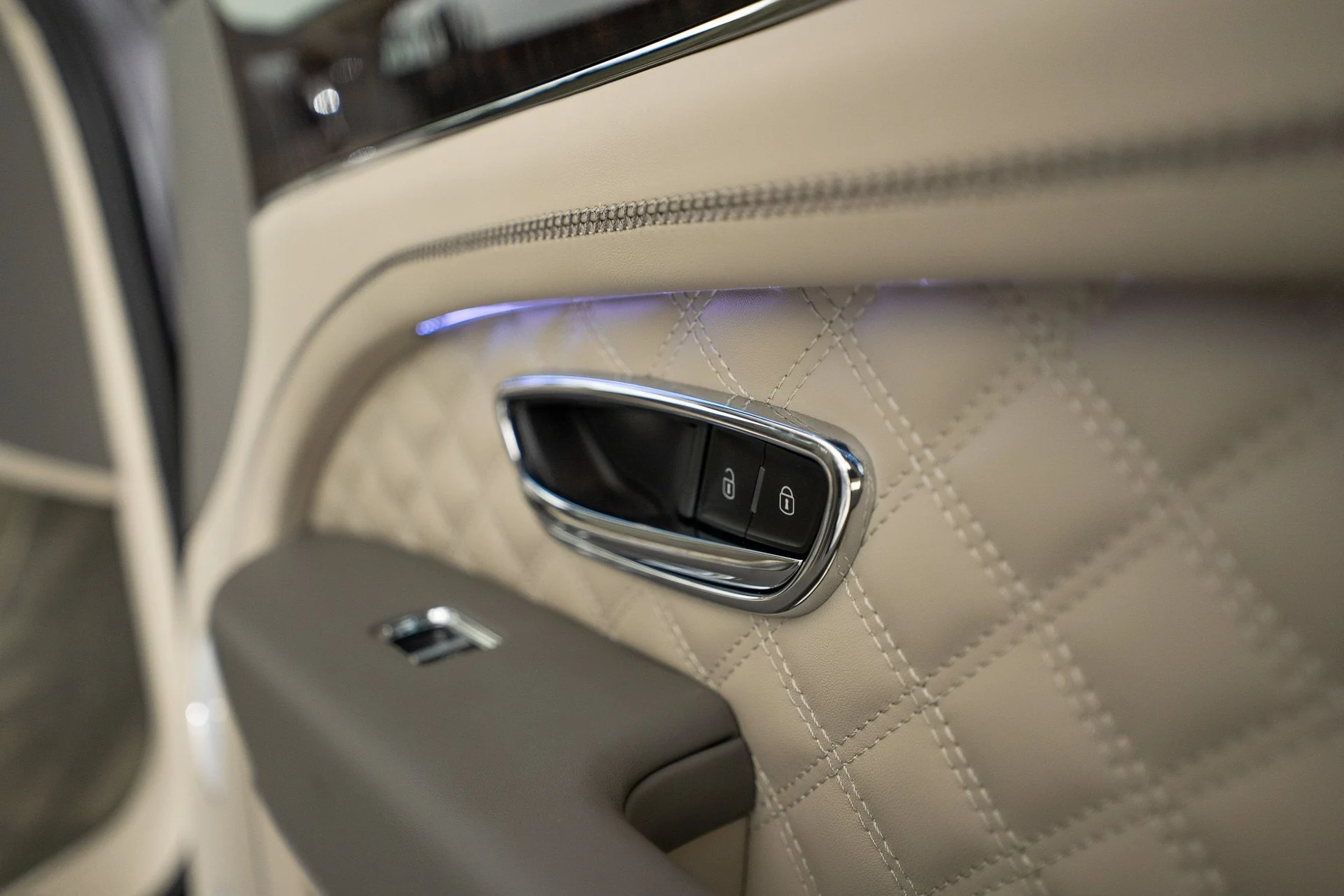 mph041_1337431783_189c0be8_6970_48bc_ab6a_95d26b41f7ad_87f1db4d28