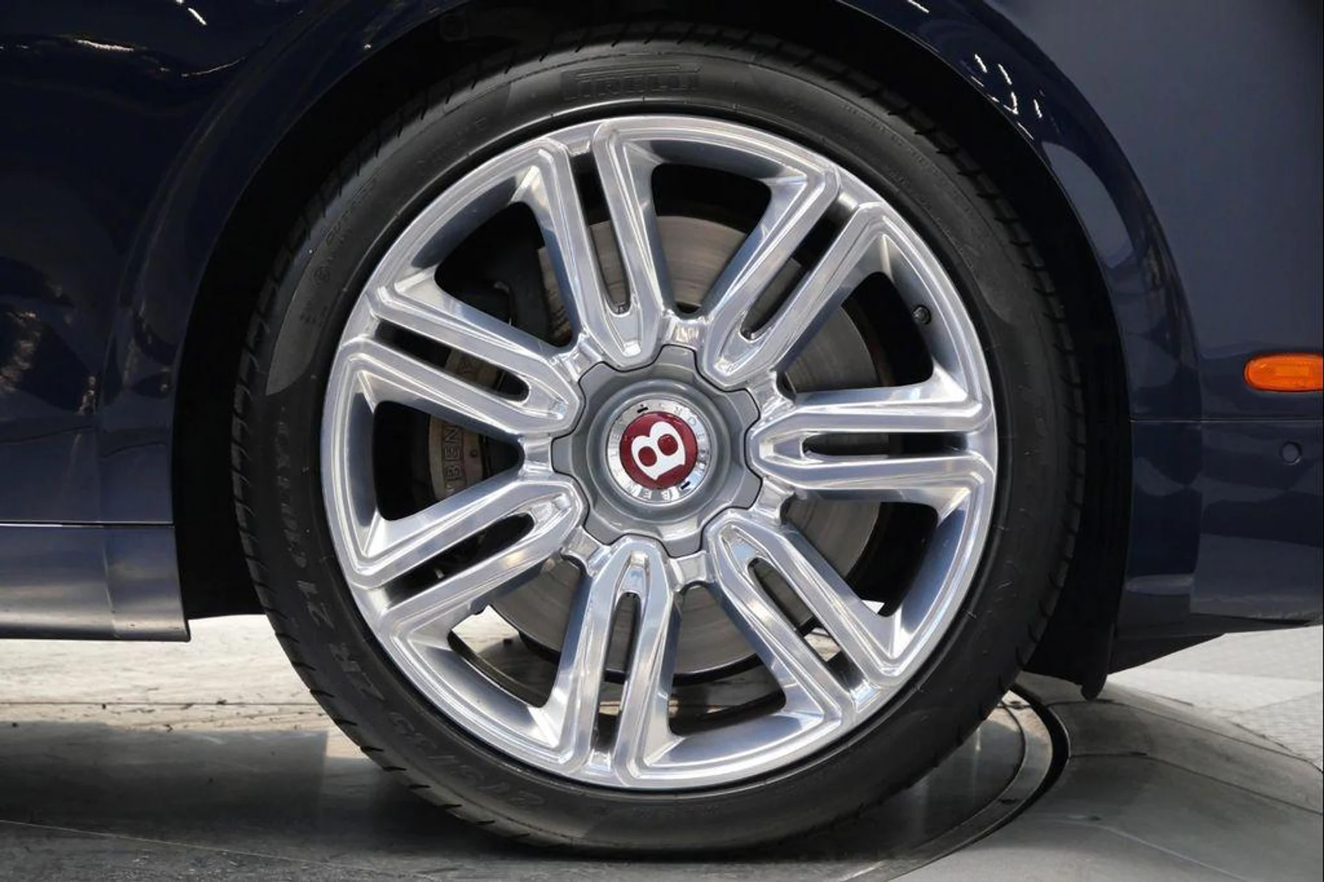 mph041_1351649402_SD_k_I4_Fy_O_Cq8v72_Qcc6_ix_Wkzhs_962e087401