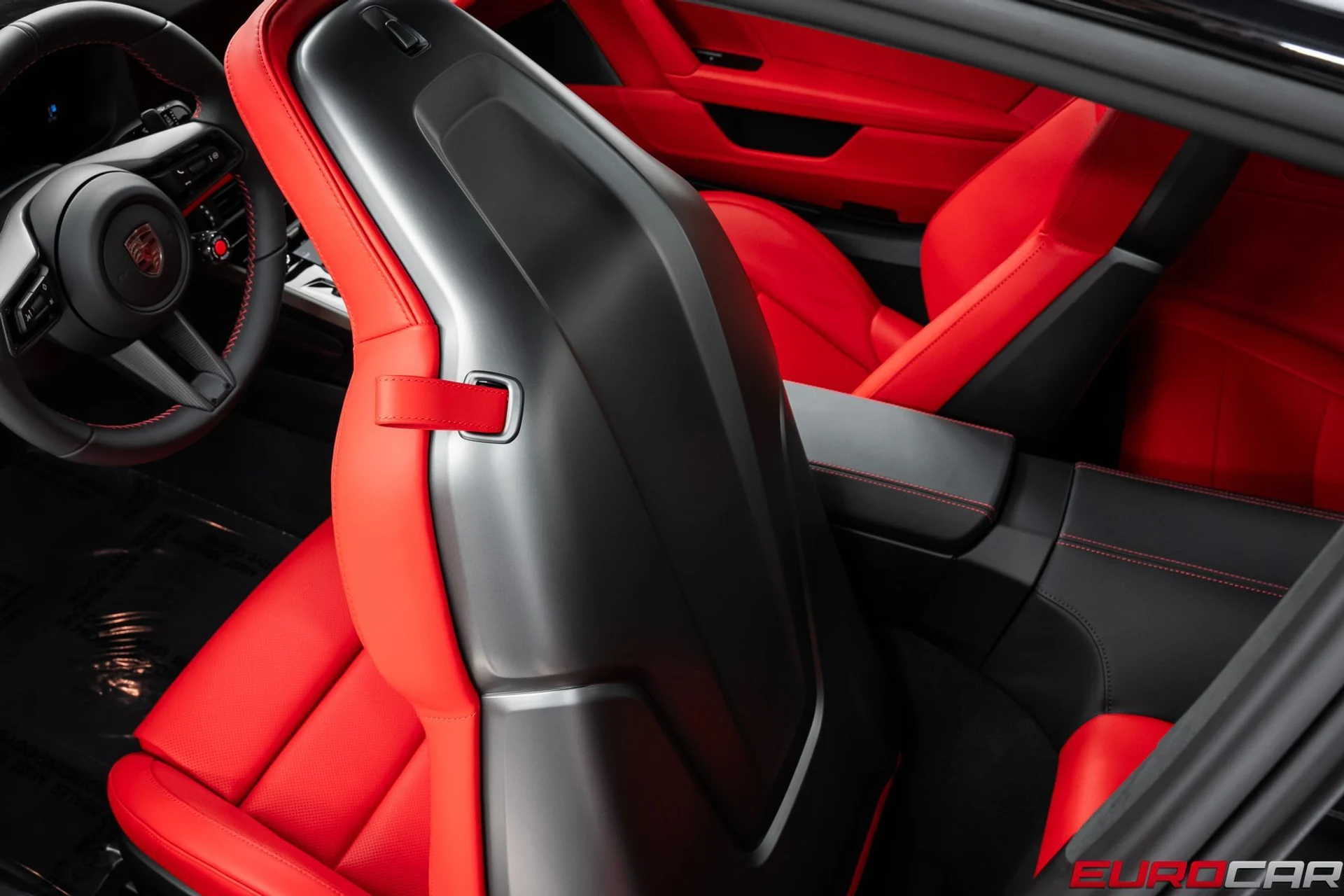 mph041_138704672_f1f84625_7af0_47d5_98d9_49dd9e2f9cb6_6e6700a8e8