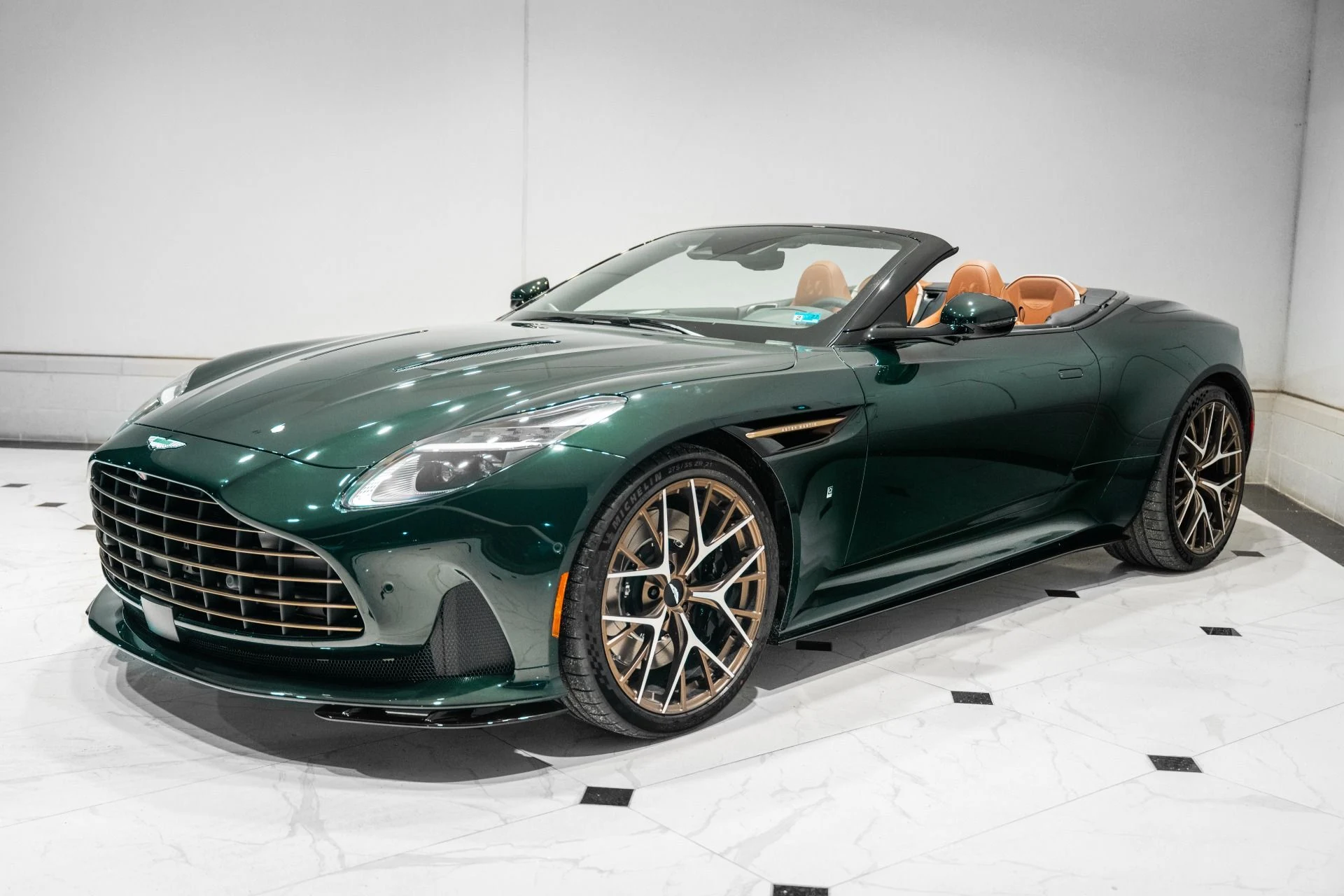 mph041_1393440509_New_2026_Aston_Martin_DB_12_Volante_1772211091_58c7a545af