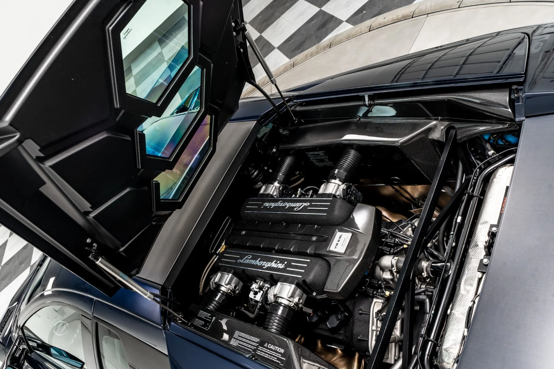 mph041_1404720682_Used_2010_Lamborghini_Murcielago_LP_670_4_SV_1759859215_609d09e57a