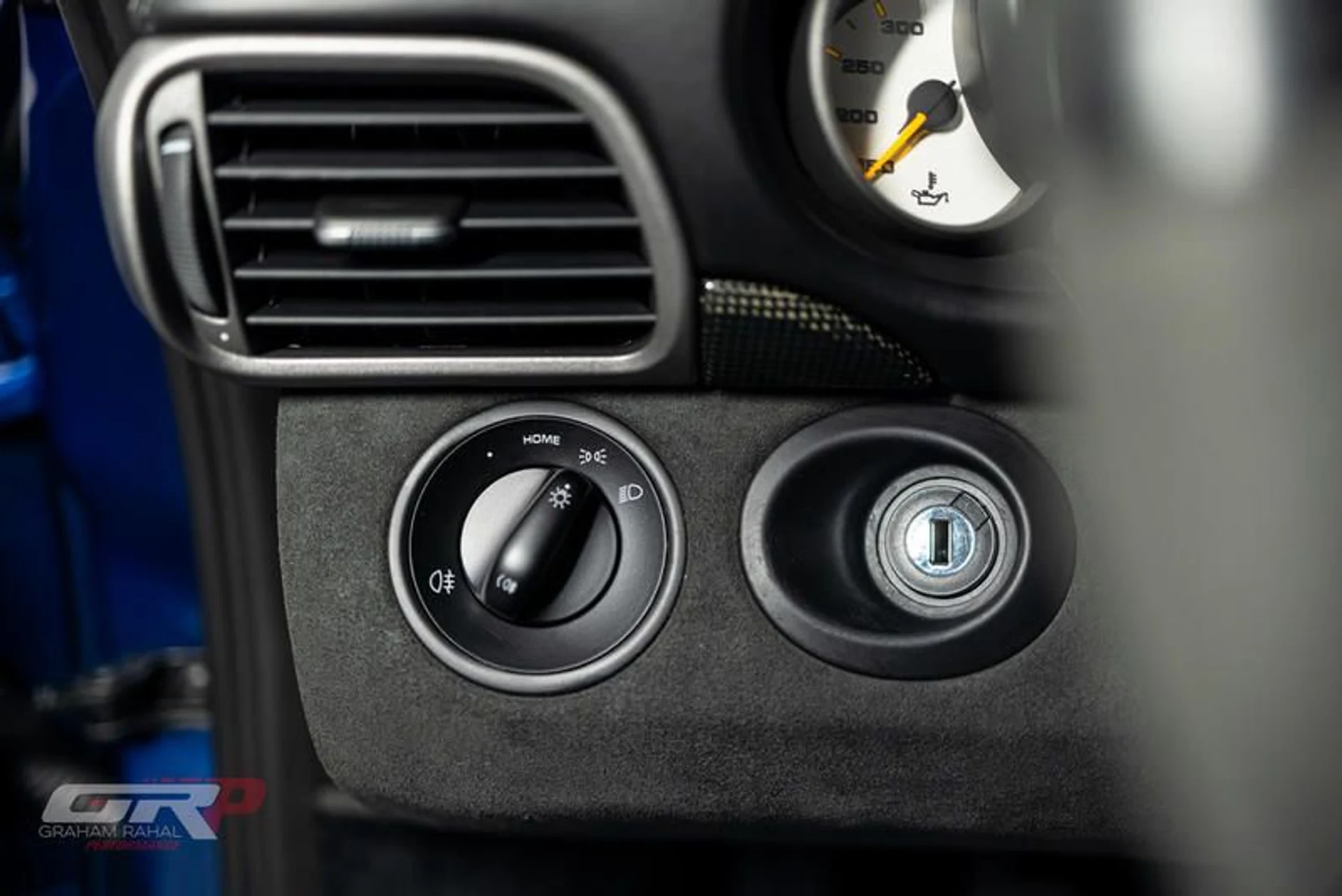 mph041_1419805932_A9_F6044_E_A0_CD_4651_8019_AD_73_D45576_D0_e02bbb3df0