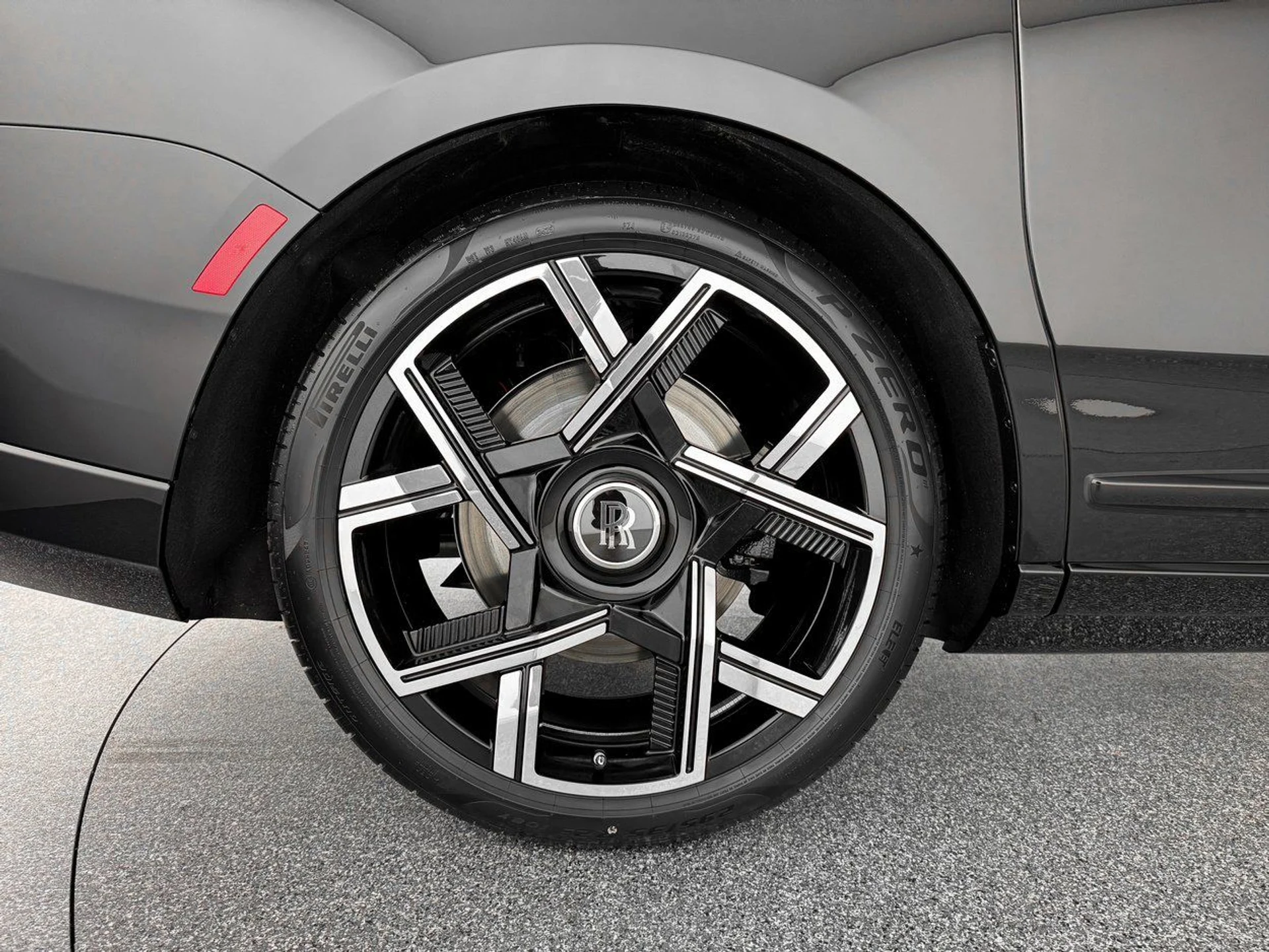 mph041_144128629_ceba6ae13b7a1dd76bbb2b8753b9a9a3x_ad28d996ca