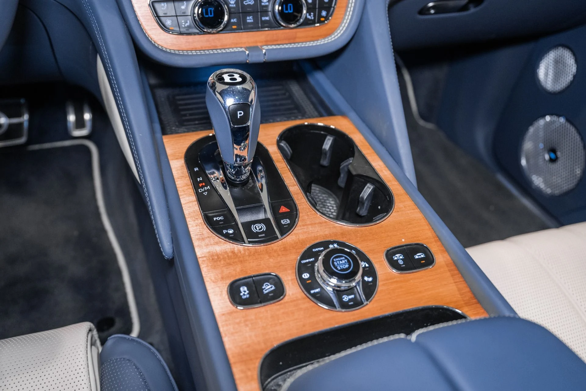 mph041_1442261106_Used_2023_Bentley_Bentayga_V8_1773161600_ac76c182b4