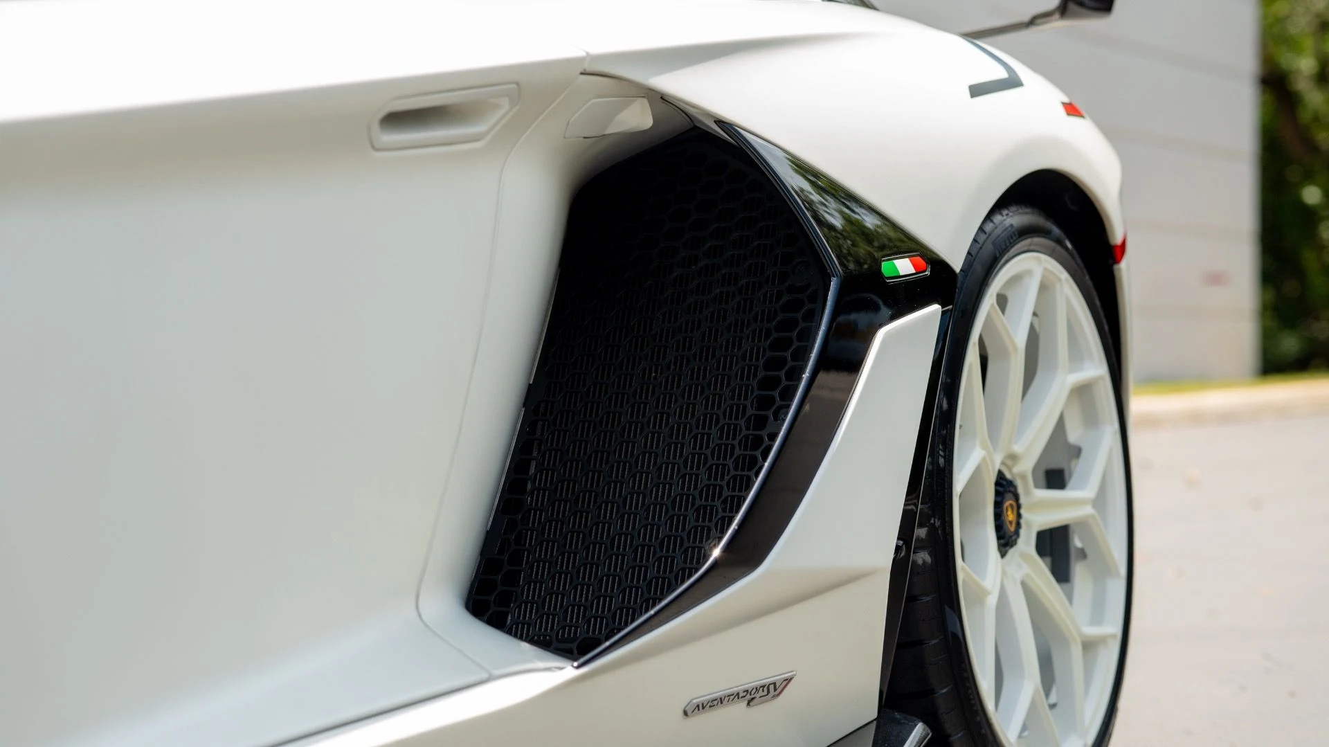 mph041_1448911510_Used_2019_Lamborghini_Aventador_LP_770_4_SVJ_1754340799_14d3796ed8