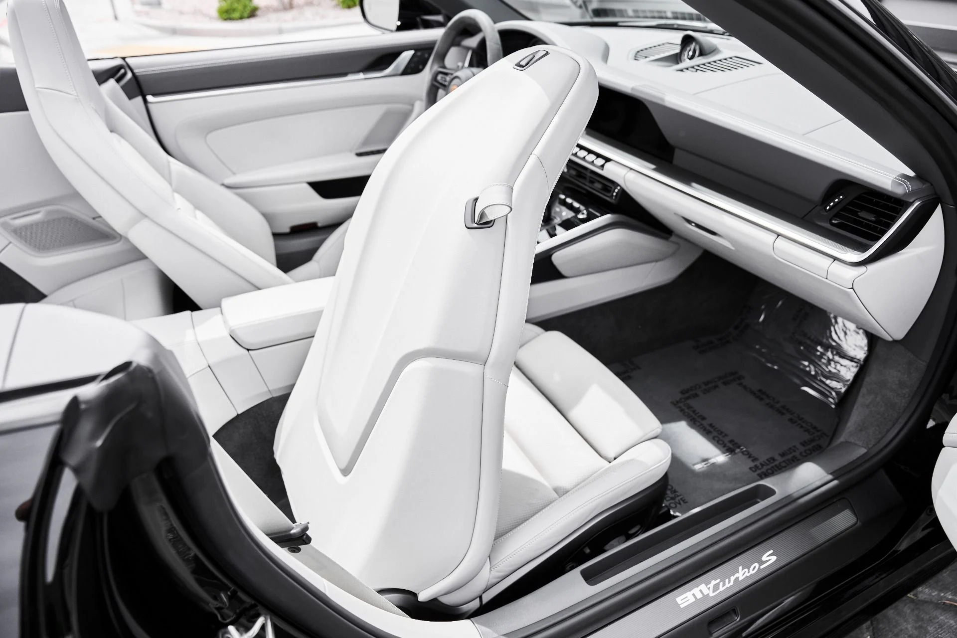 mph041_1450435243_Used_2024_Porsche_911_Turbo_S_1774923322_359029d166