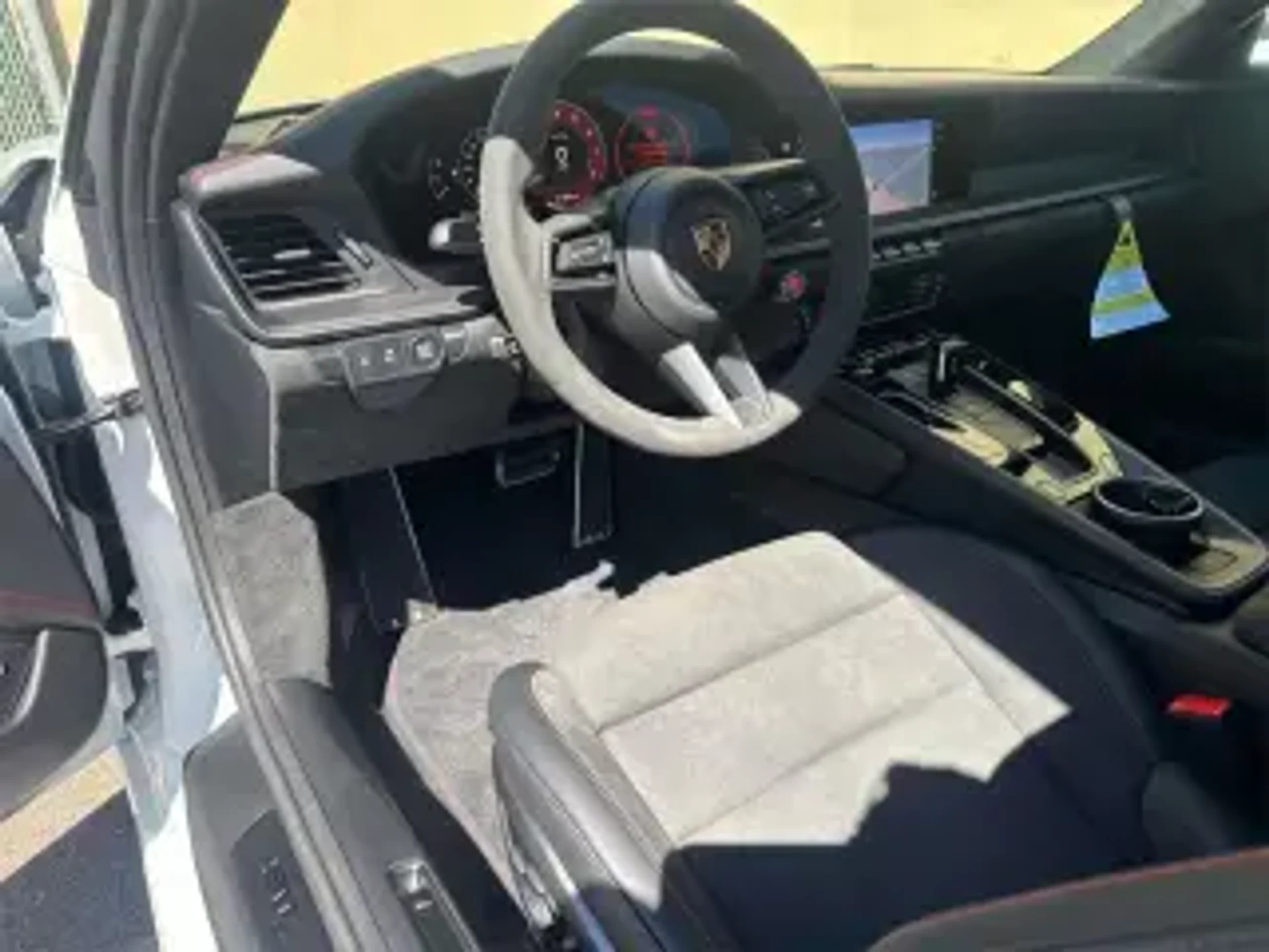 mph041_1464184603_320_5aa10dd07e