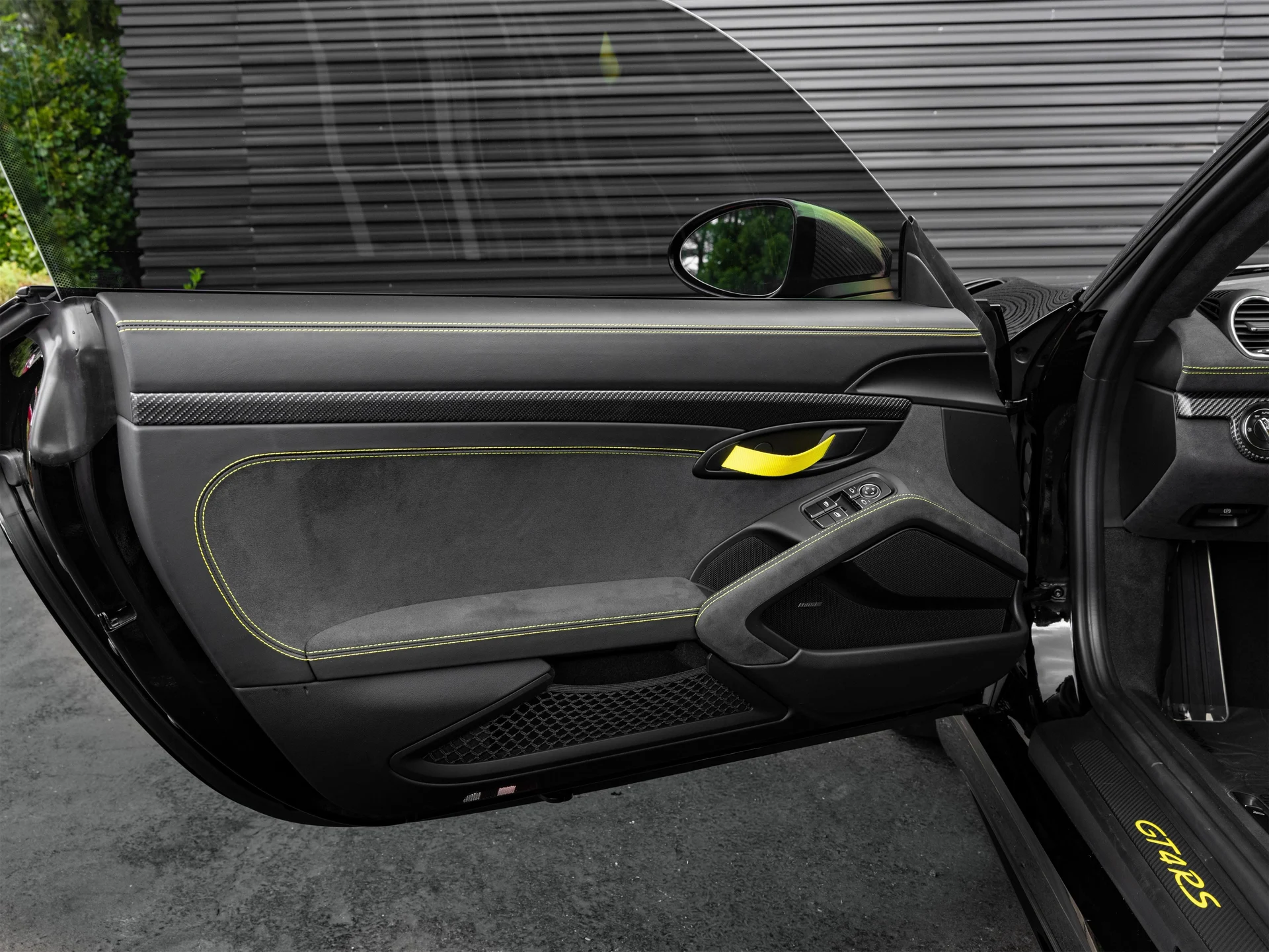 mph041_1465654739_0a0151de977b9e36016155859f2bef03_19d017e502