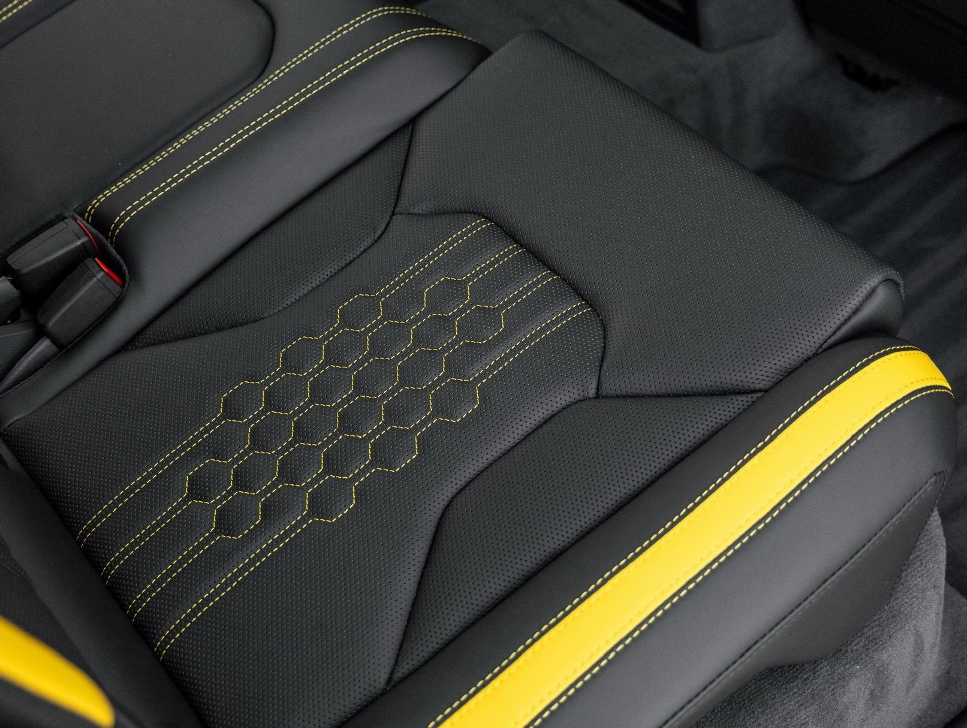 mph041_1477546681_42_ae1c7b6041