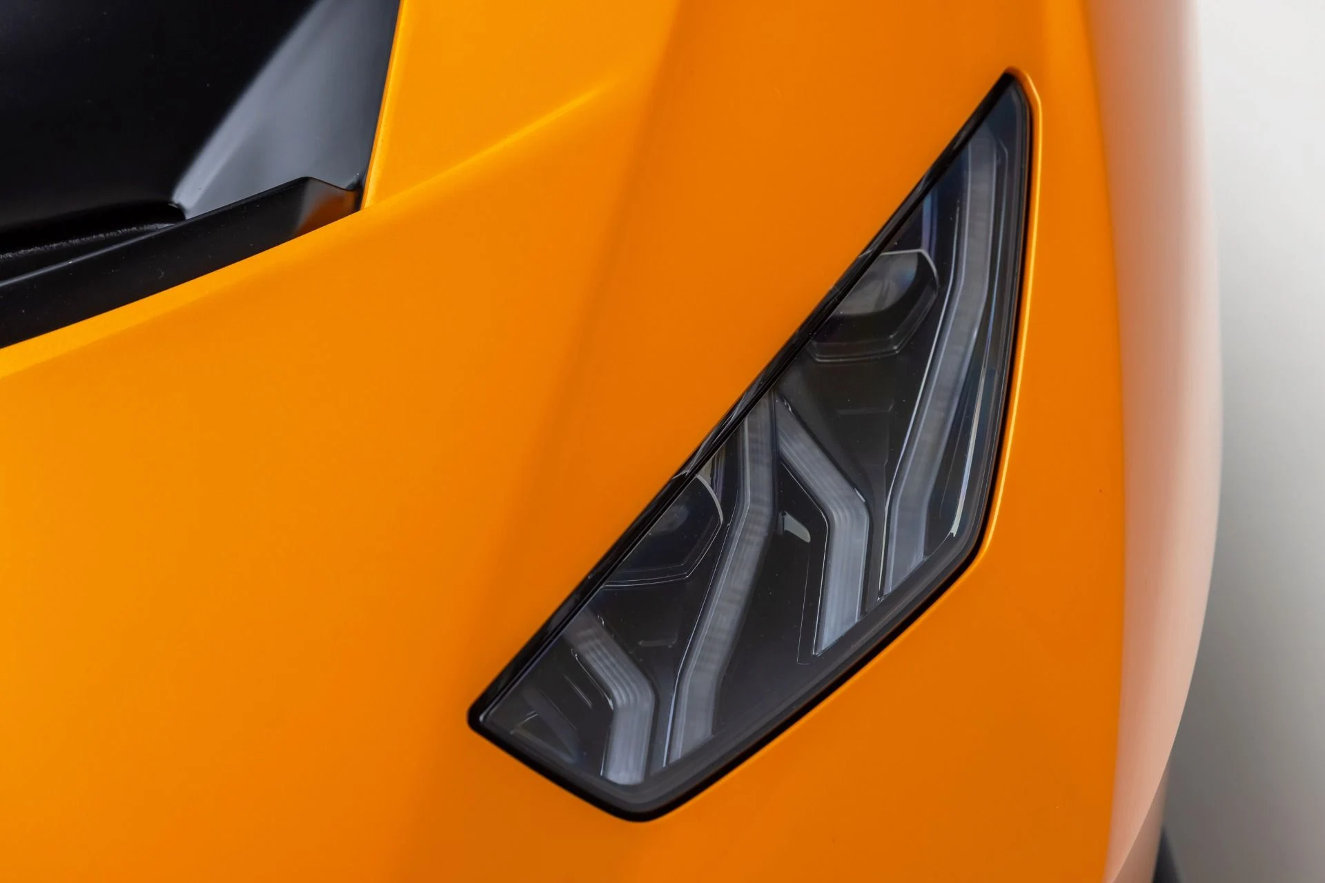 mph041_1478062048_13165_p42_l_a06c5bbd60