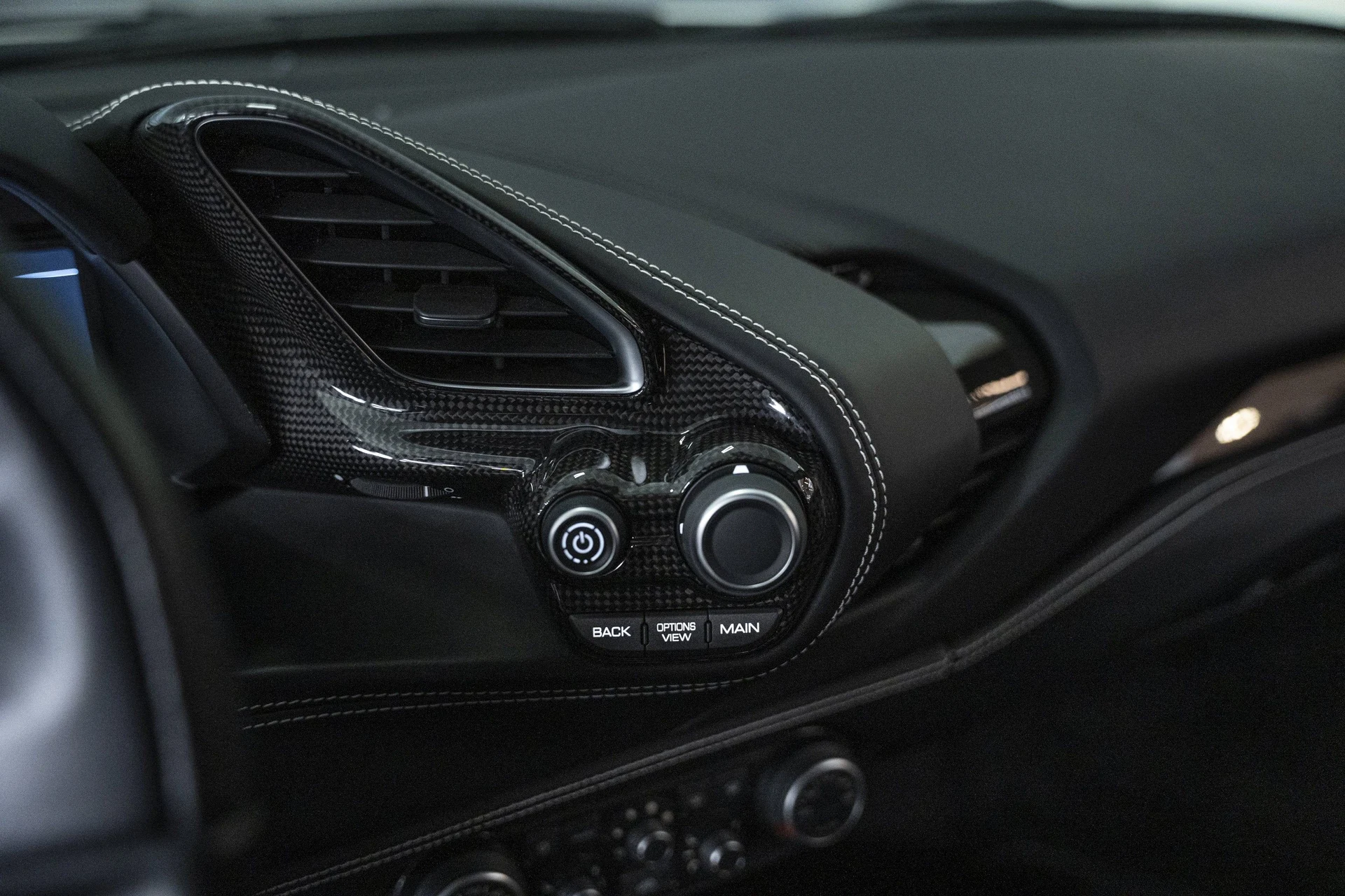 mph041_148211761_99b0ed7891774f188f2e164e46f3d779_338d2619e6