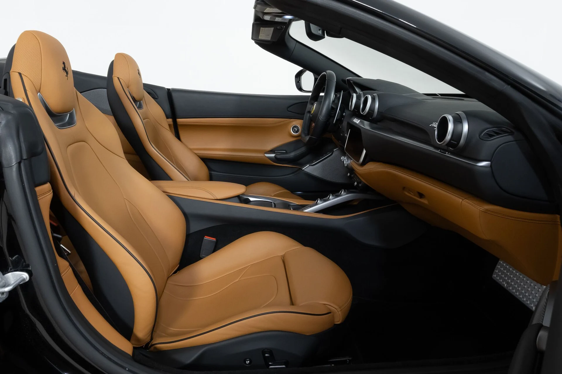 mph041_148266596_fc510b15f3d2f9ca5f1e36c28522b284_b7bd90f9f4