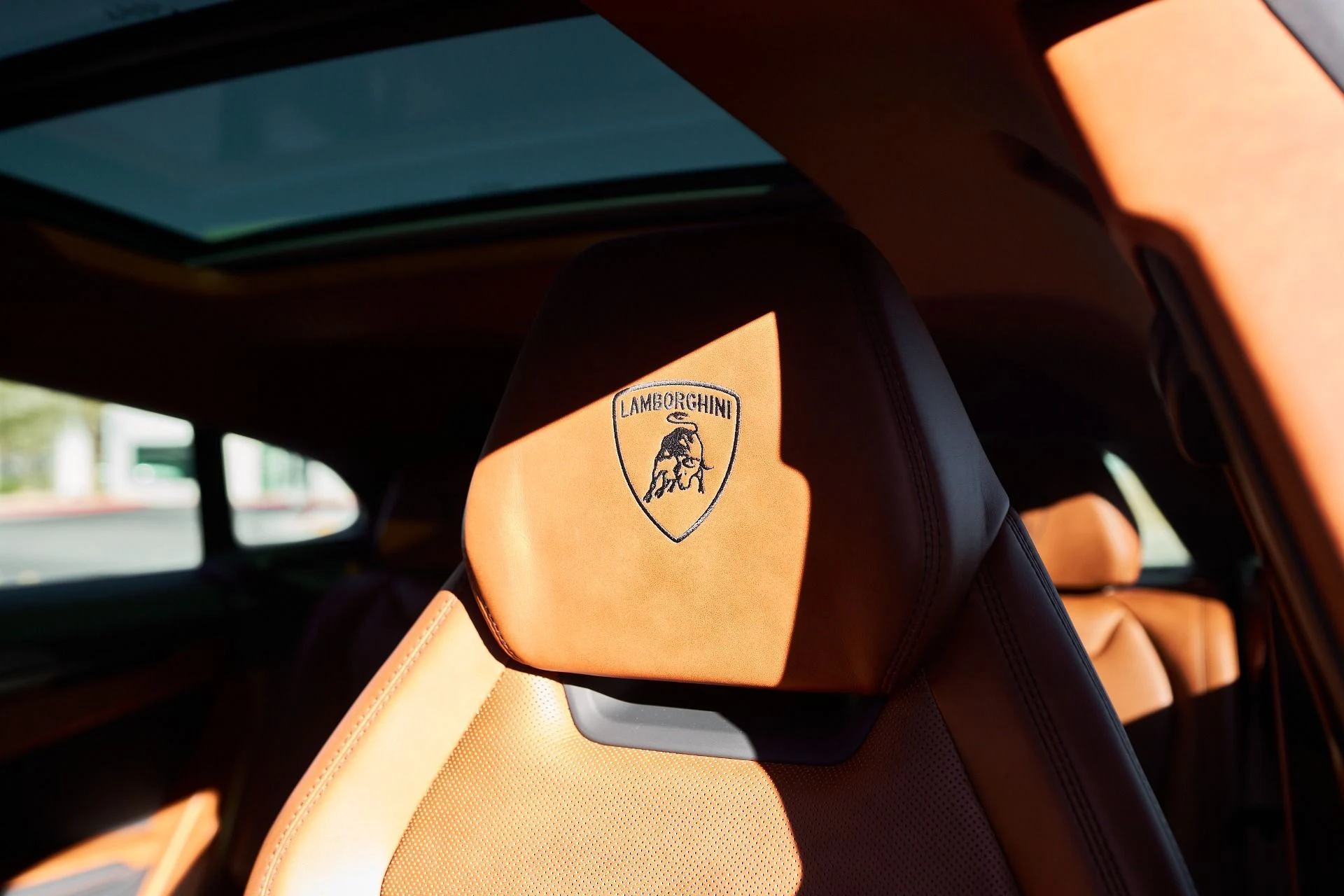 mph041_1494690006_Used_2022_Lamborghini_Urus_1764710482_a473099b10