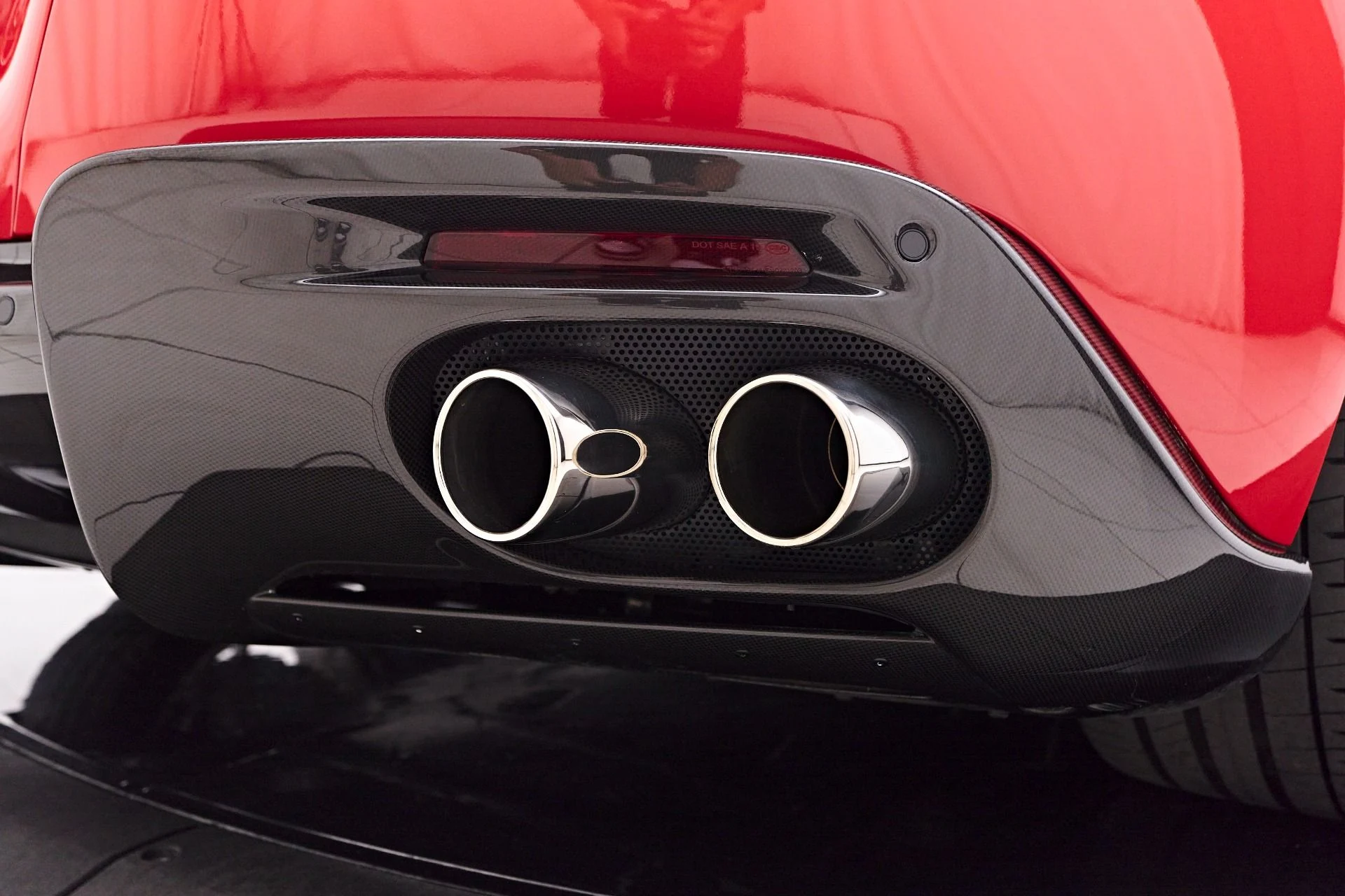 mph041_1513899014_Used_2024_Ferrari_Roma_Base_1757783513_a840ad0d7b