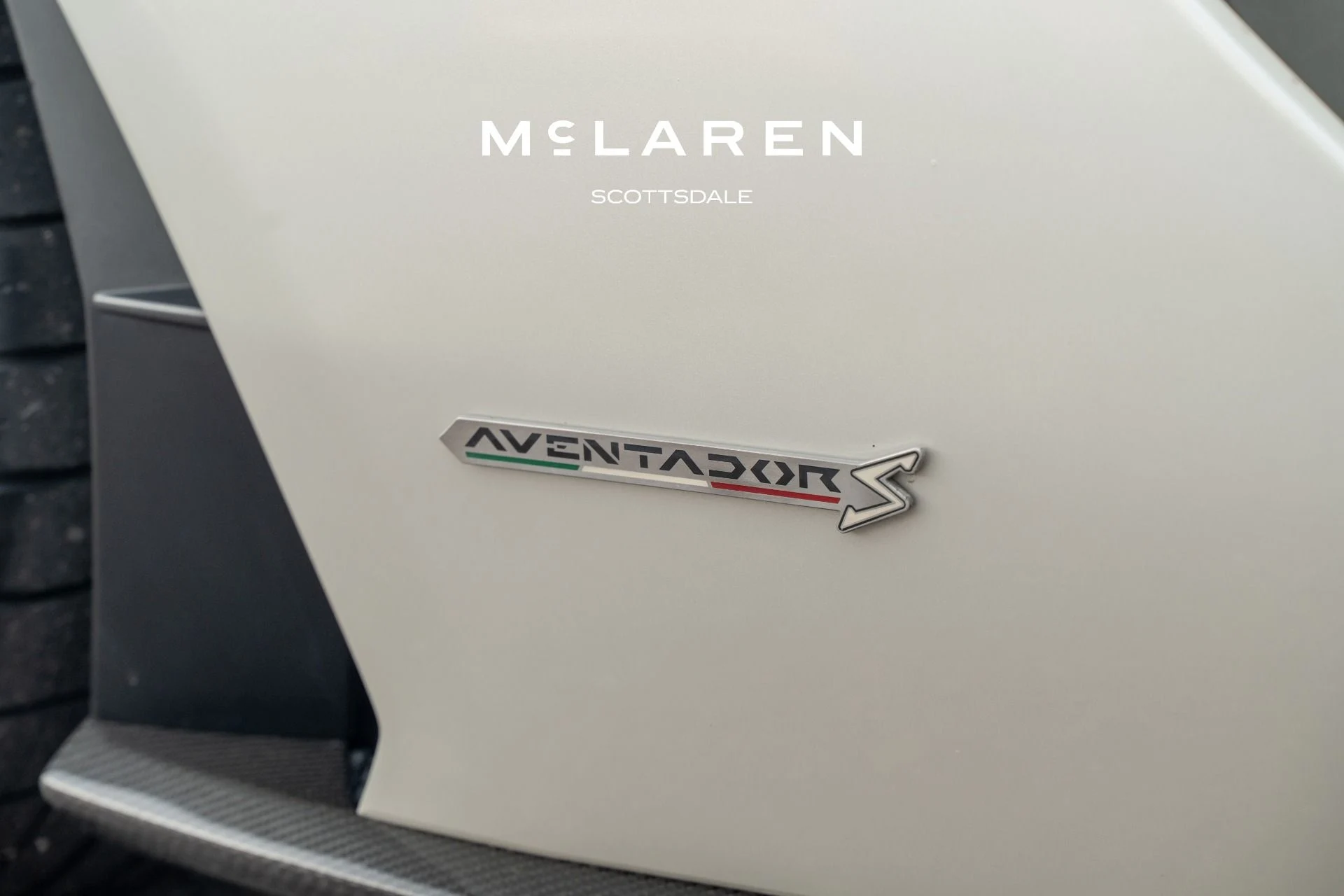 mph041_1517016804_Used_2019_LAMBORGHINI_AVENTADOR_LP_740_4_S_Roadster_1792777508_d72c46502b