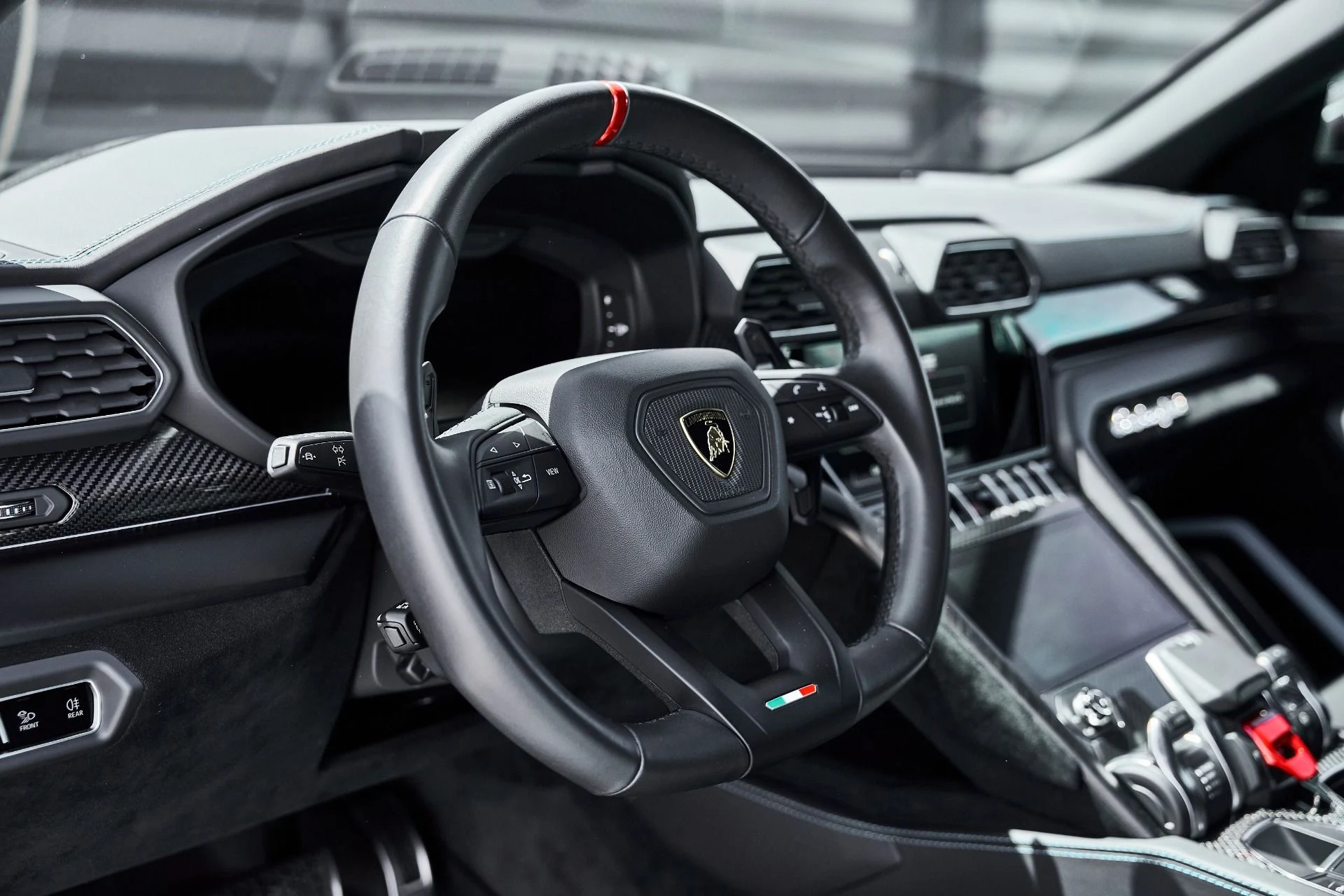 mph041_1519073540_Used_2024_Lamborghini_Urus_Performante_1779865526_0dcd2944b6