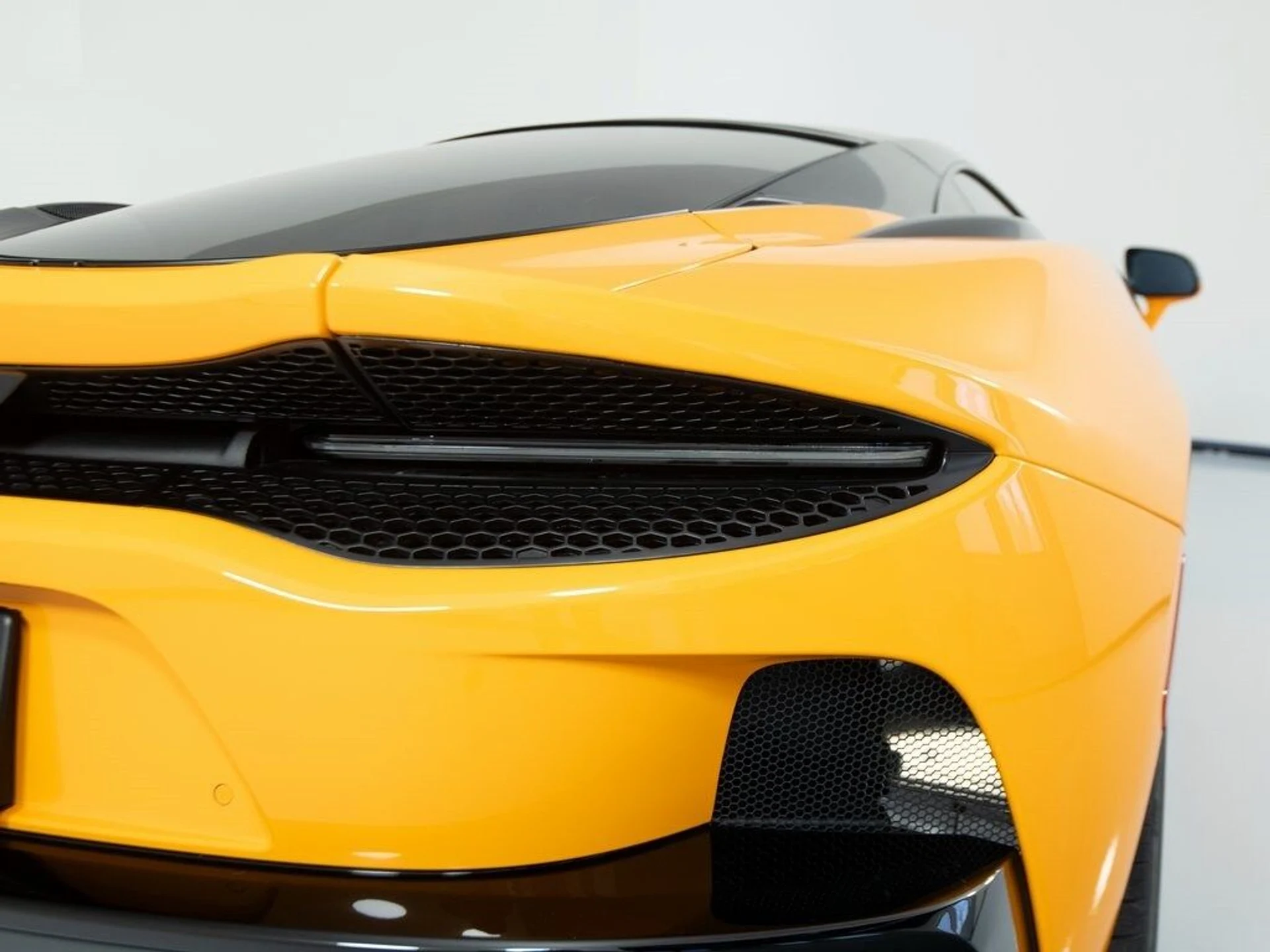 mph041_1521139748_72a0494856c09eb91047ced9fdf0f6cax_826e548866