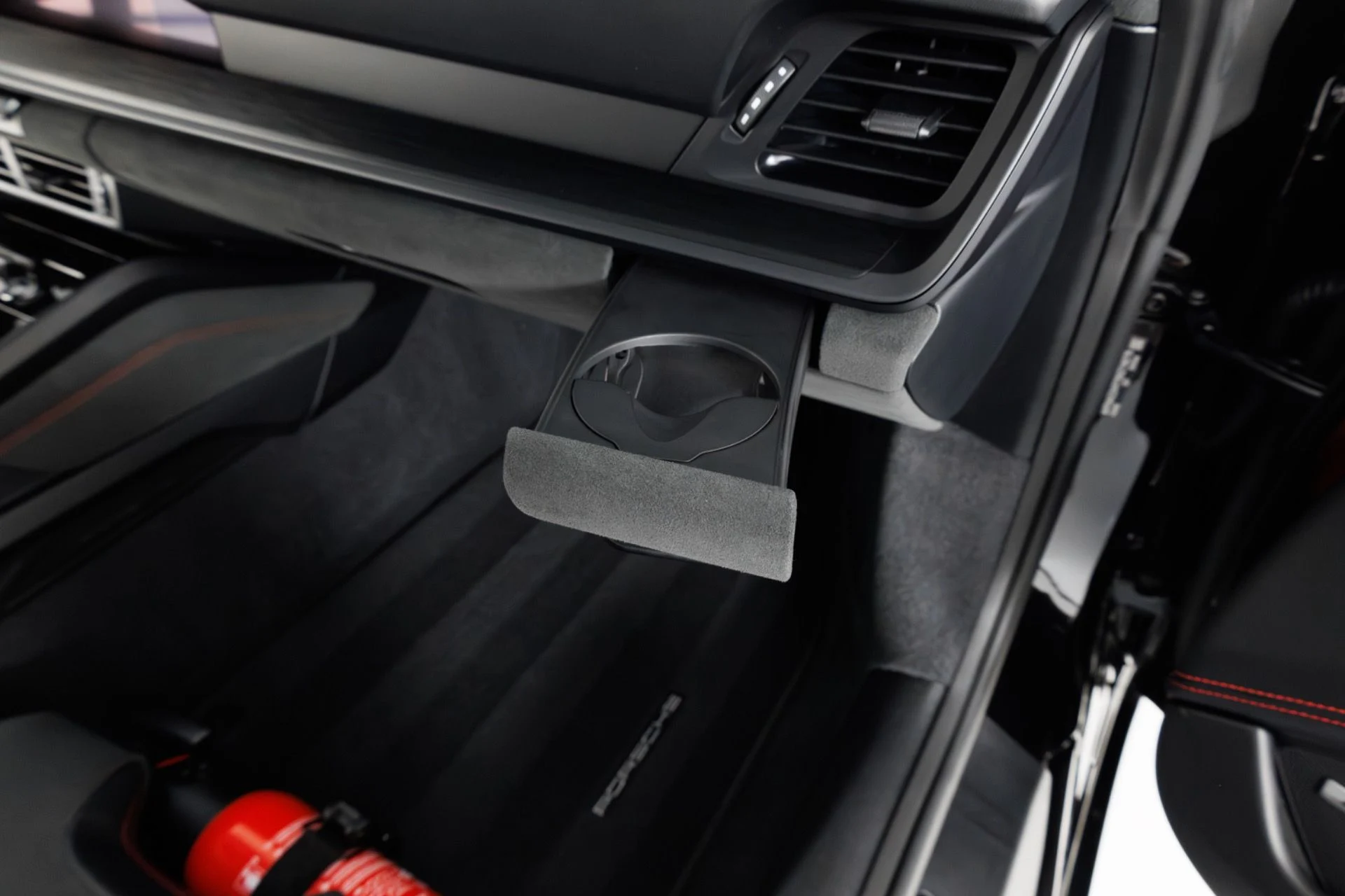 mph041_1534008122_Used_2025_Porsche_911_GT_3_1777072064_8b4218b86b