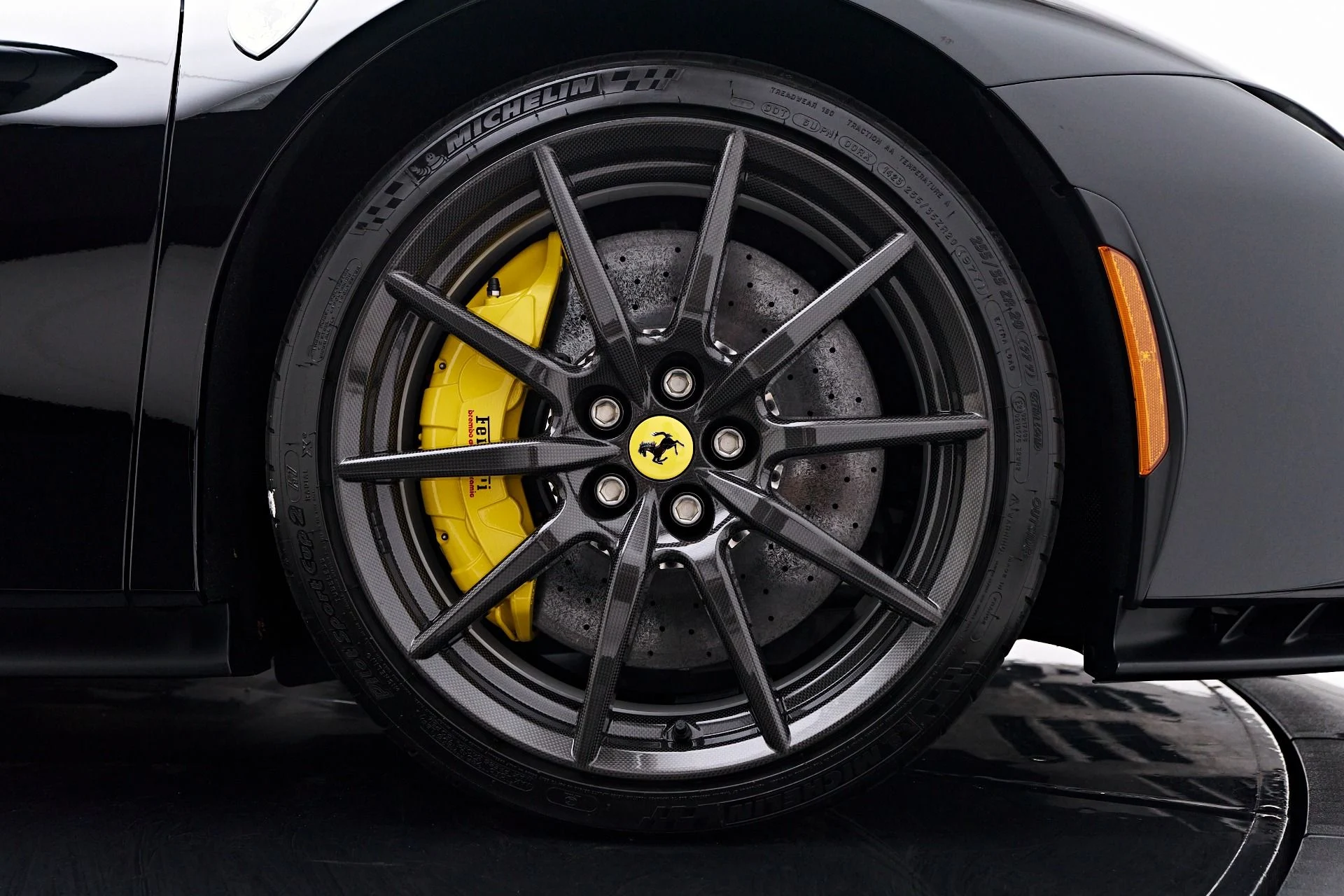 mph041_153746060_Used_2024_Ferrari_SF_90_Spider_Base_1755223316_442b0ac80c