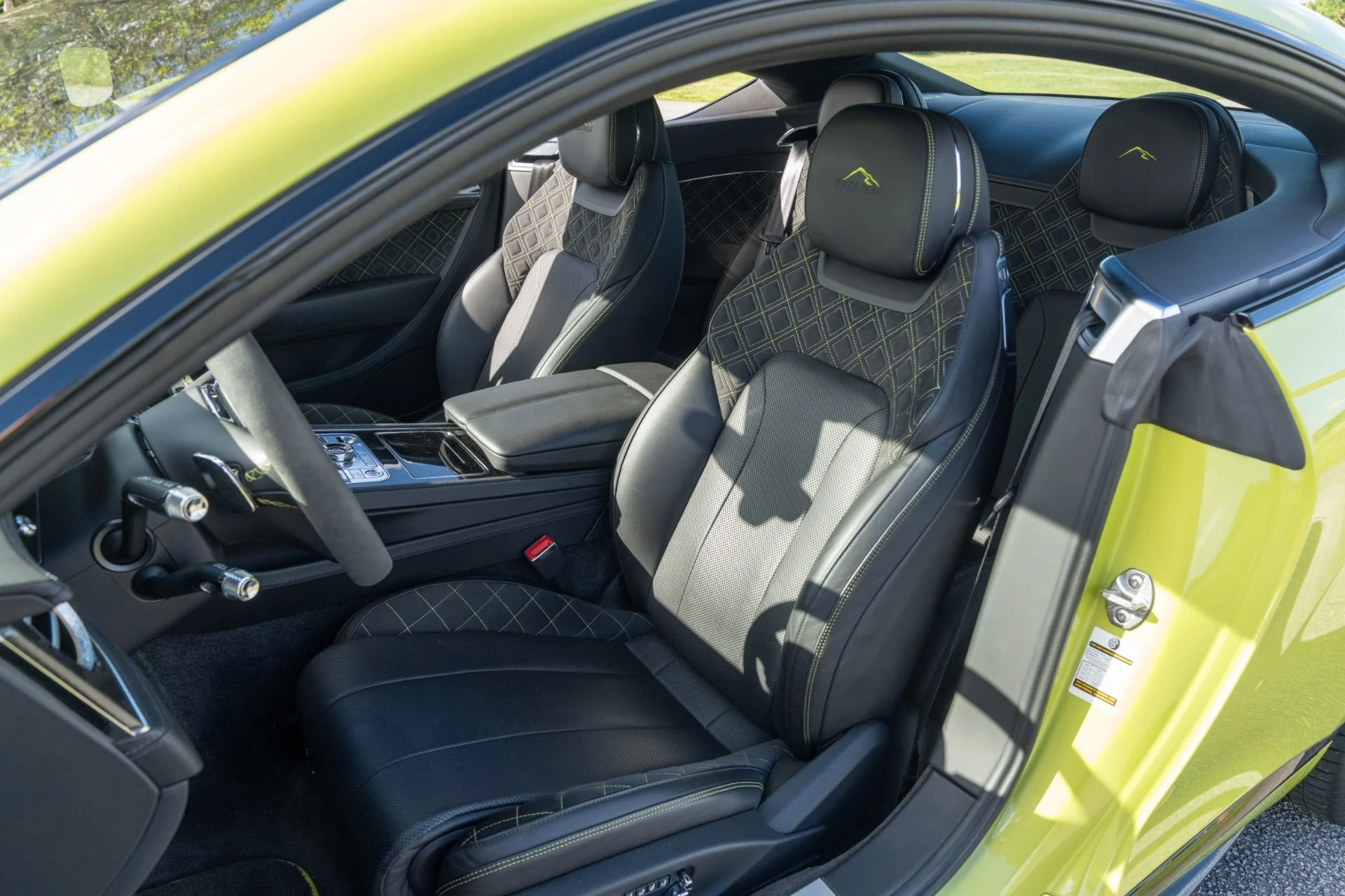 mph041_1543435198_Used_2020_Bentley_Continental_1_of_5_Pikes_Peak_Edition_GT_1761756018_84204fcbdb