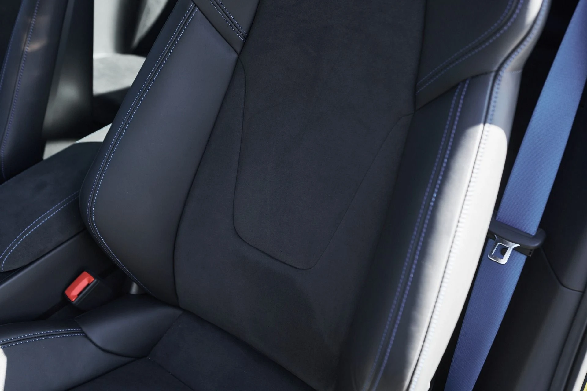 mph041_1557785709_Used_2023_Porsche_911_GT_3_1761779568_d8c0a3c9ba