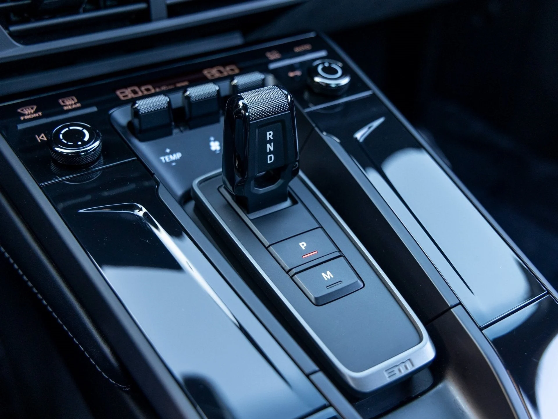 mph041_155982825_42_6b63760279