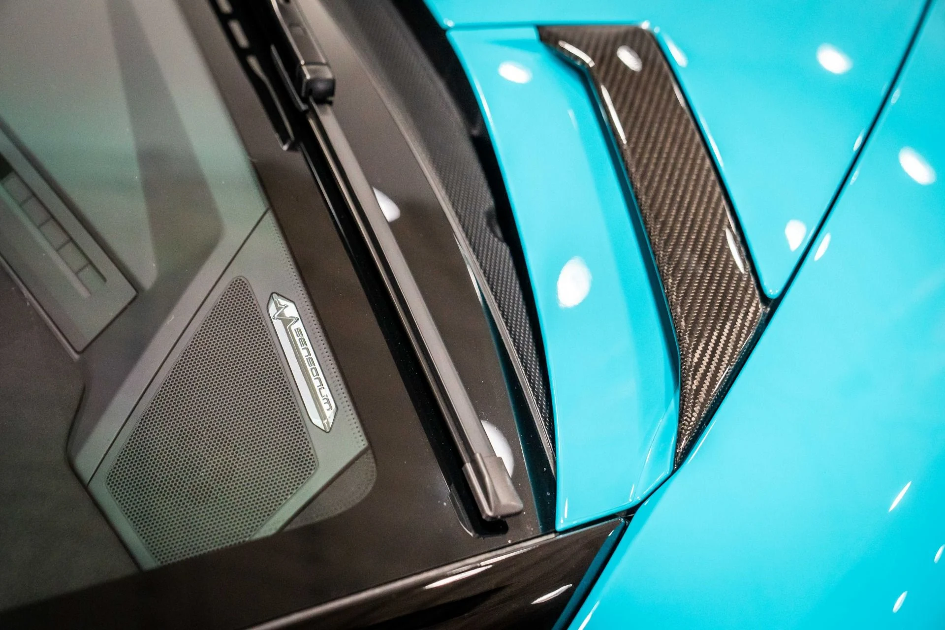 mph041_156502256_Used_2022_Lamborghini_Aventador_LP_780_4_Ultimae_BLU_GLUACO_F1_Brilliant_Exhaust_1766165841_1bc77cd630