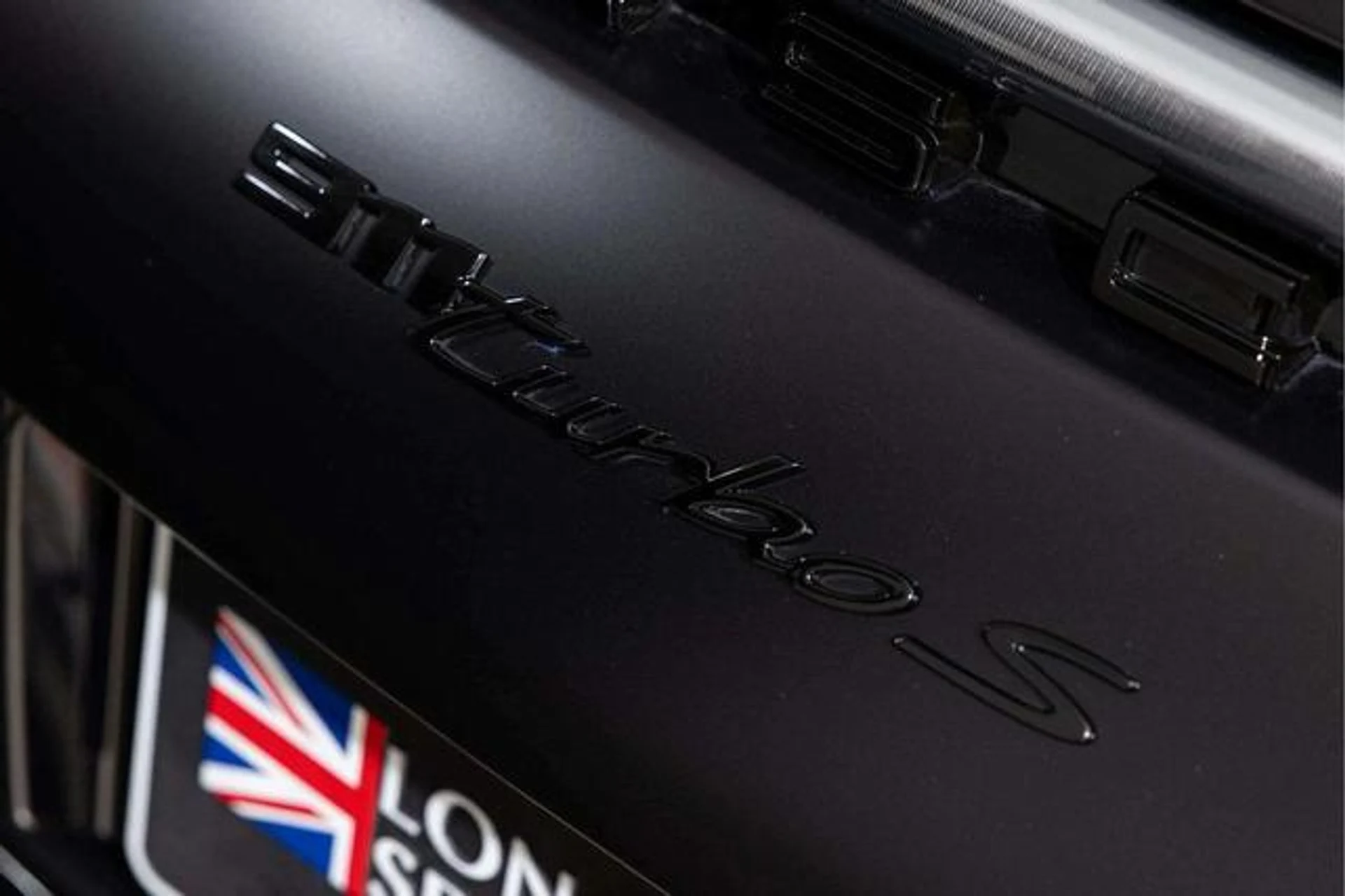 mph041_1566590548_A5_P8_AH_Tarf_Jb_F9x_Anw_Zca_U0_Wu0_b6612225ee