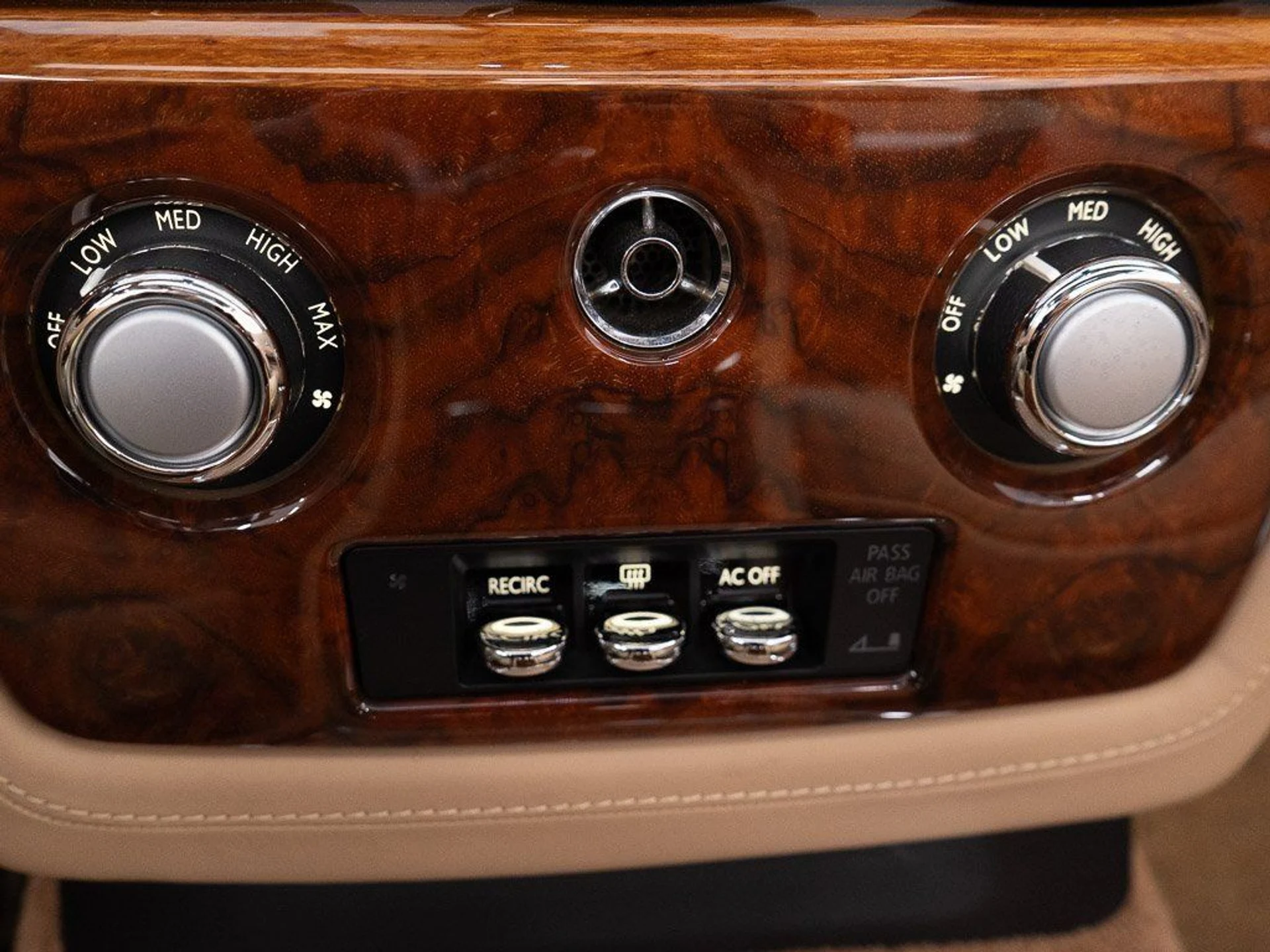 mph041_1576945014_c37b64031d23d260539cb215c2c4e63c_d657a6c0c4