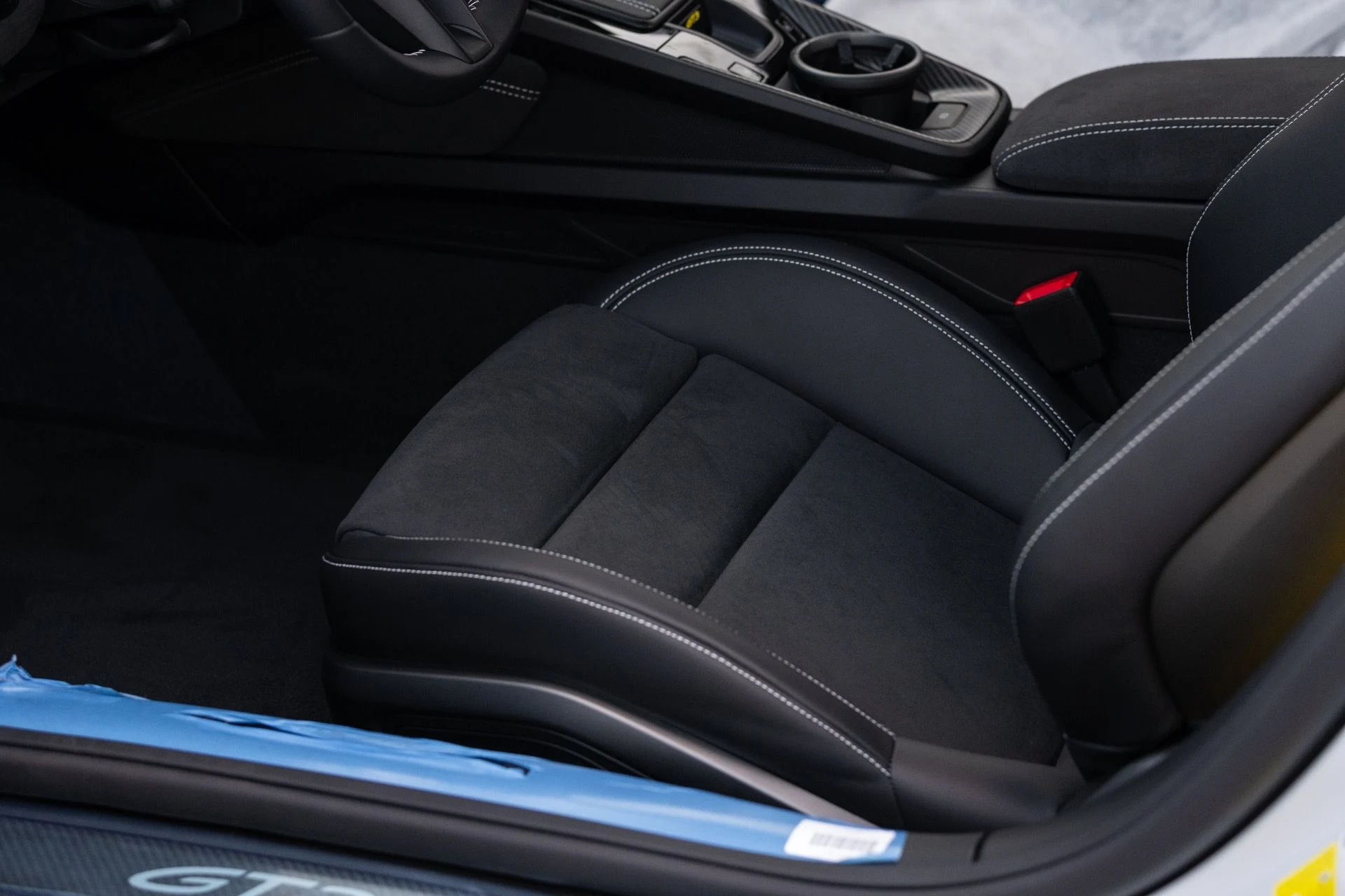 mph041_1585059941_Used_2026_Porsche_911_GT_3_1767740185_3a37de9ff5