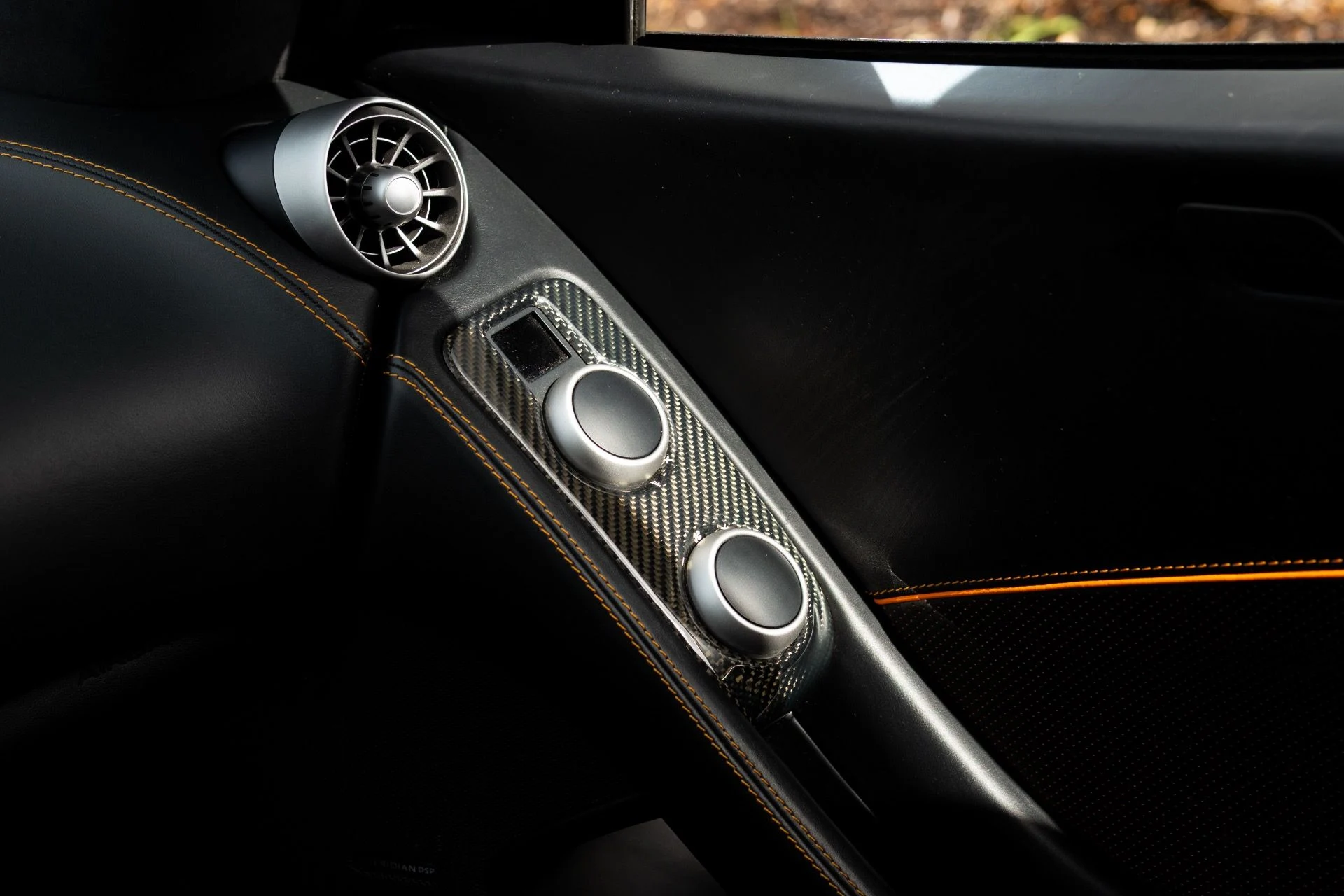 mph041_1596308871_Used_2013_Mc_Laren_MP_4_12_C_1766434250_cce0f32fce