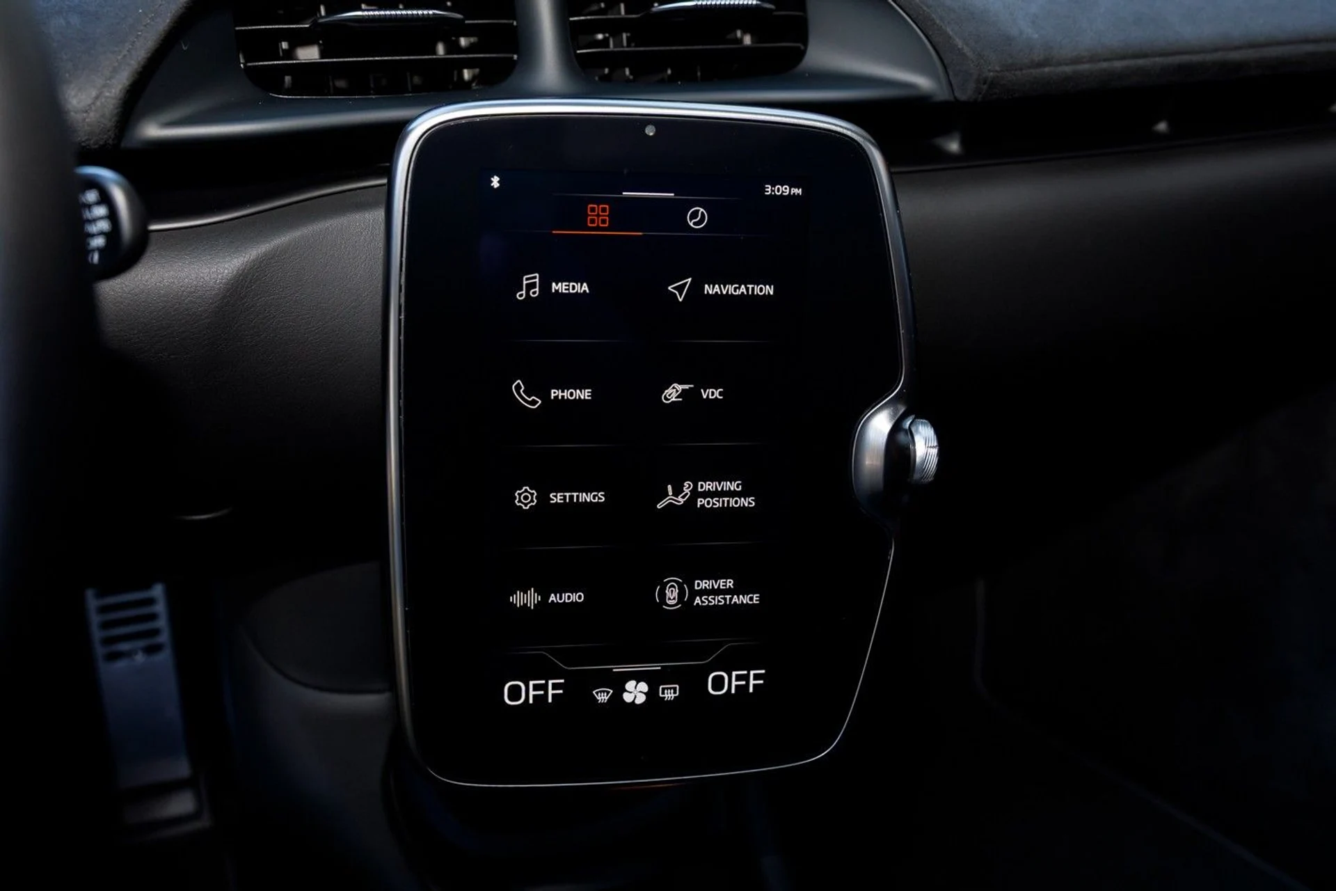 mph041_1604252091_617_p42_l_d1581bd6f7